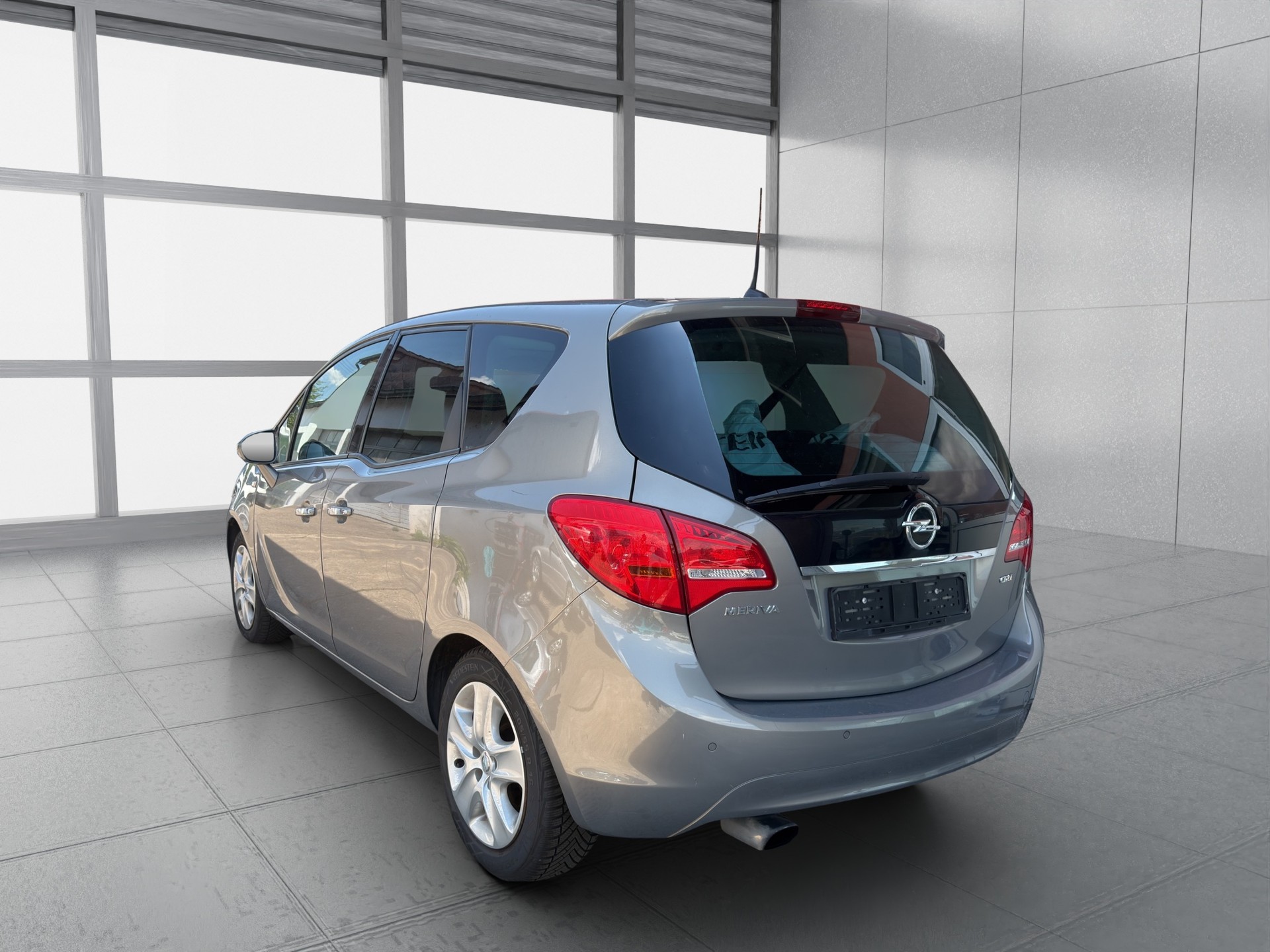 OPEL Meriva 1.7 CDTi Cosmo Automatic-image-4