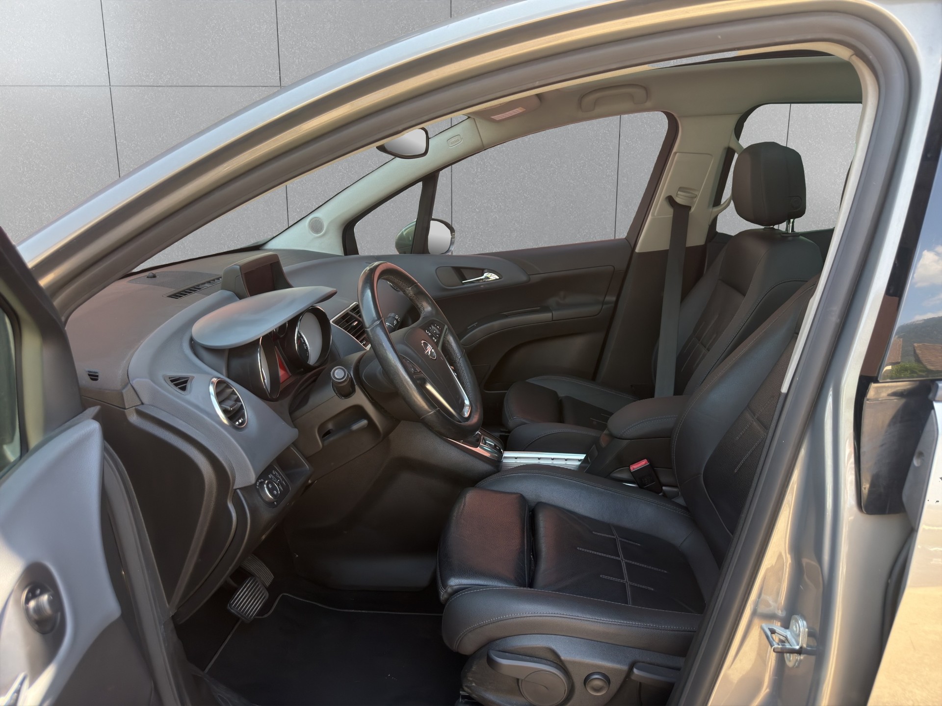 OPEL Meriva 1.7 CDTi Cosmo Automatic-image-7