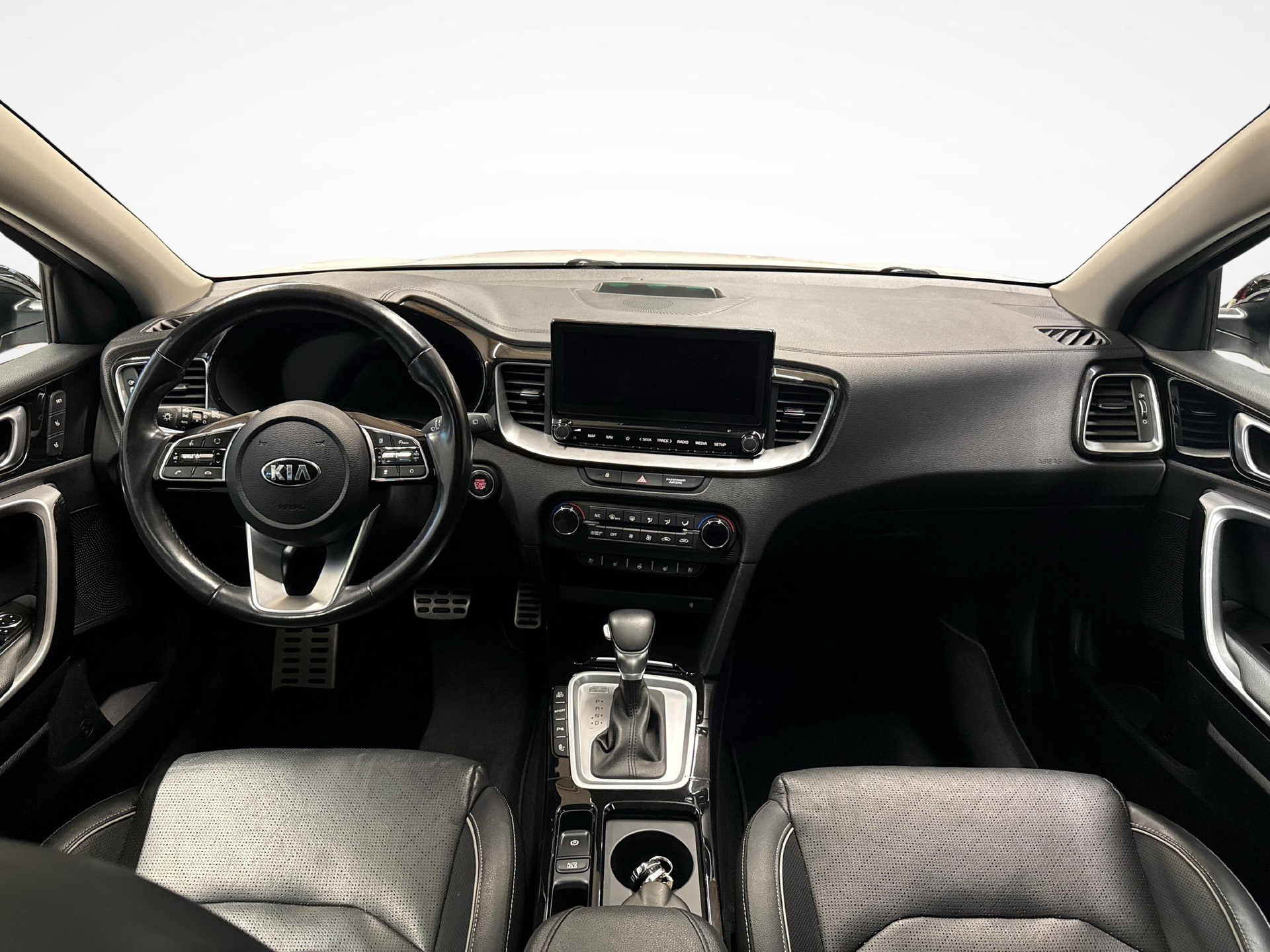 KIA XCeed 1.6 GDi Plug-in Hybrid Style + Ruote invernali-image-8