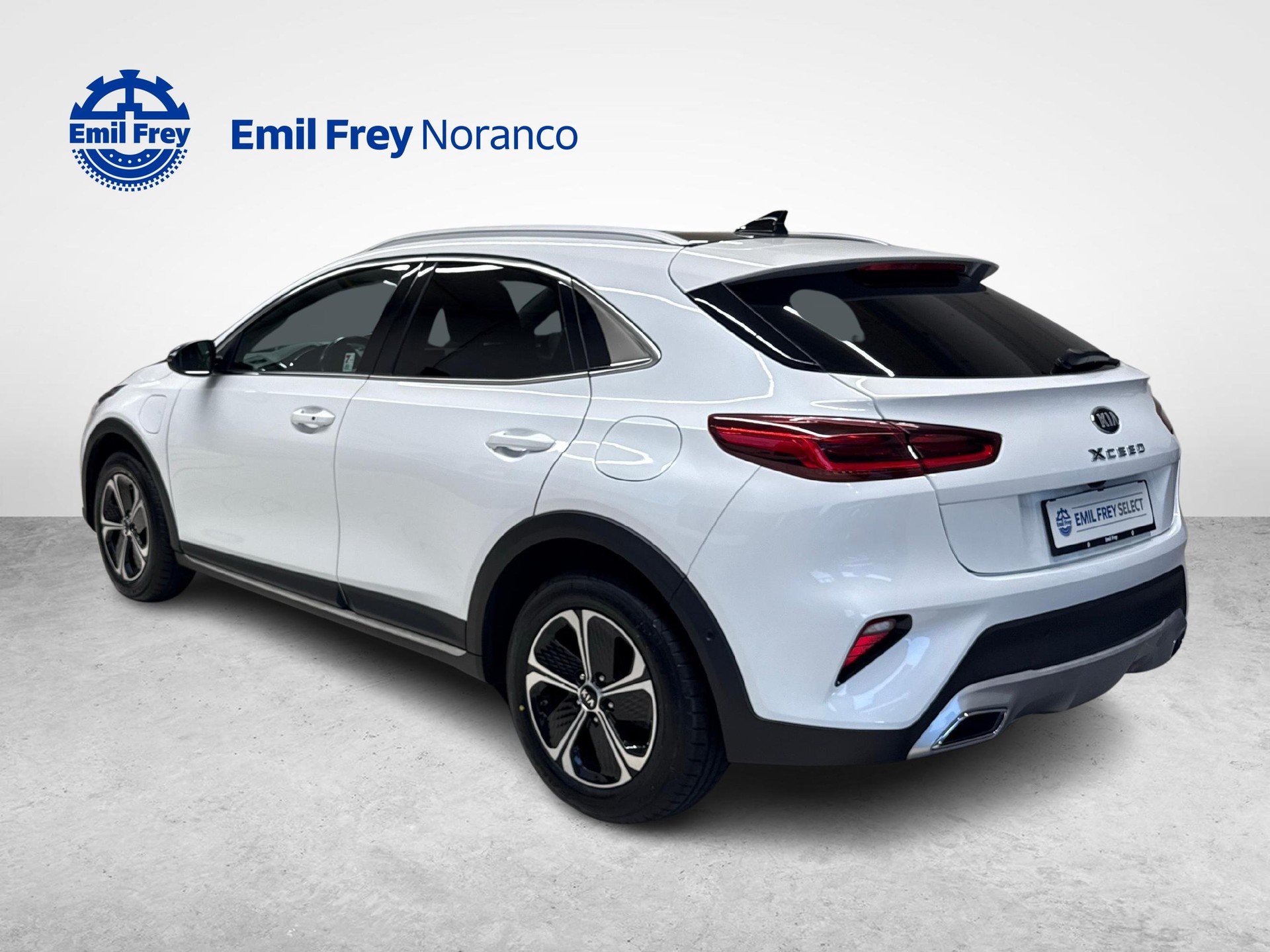 KIA XCeed 1.6 GDi Plug-in Hybrid Style + Ruote invernali-showroom-element-2
