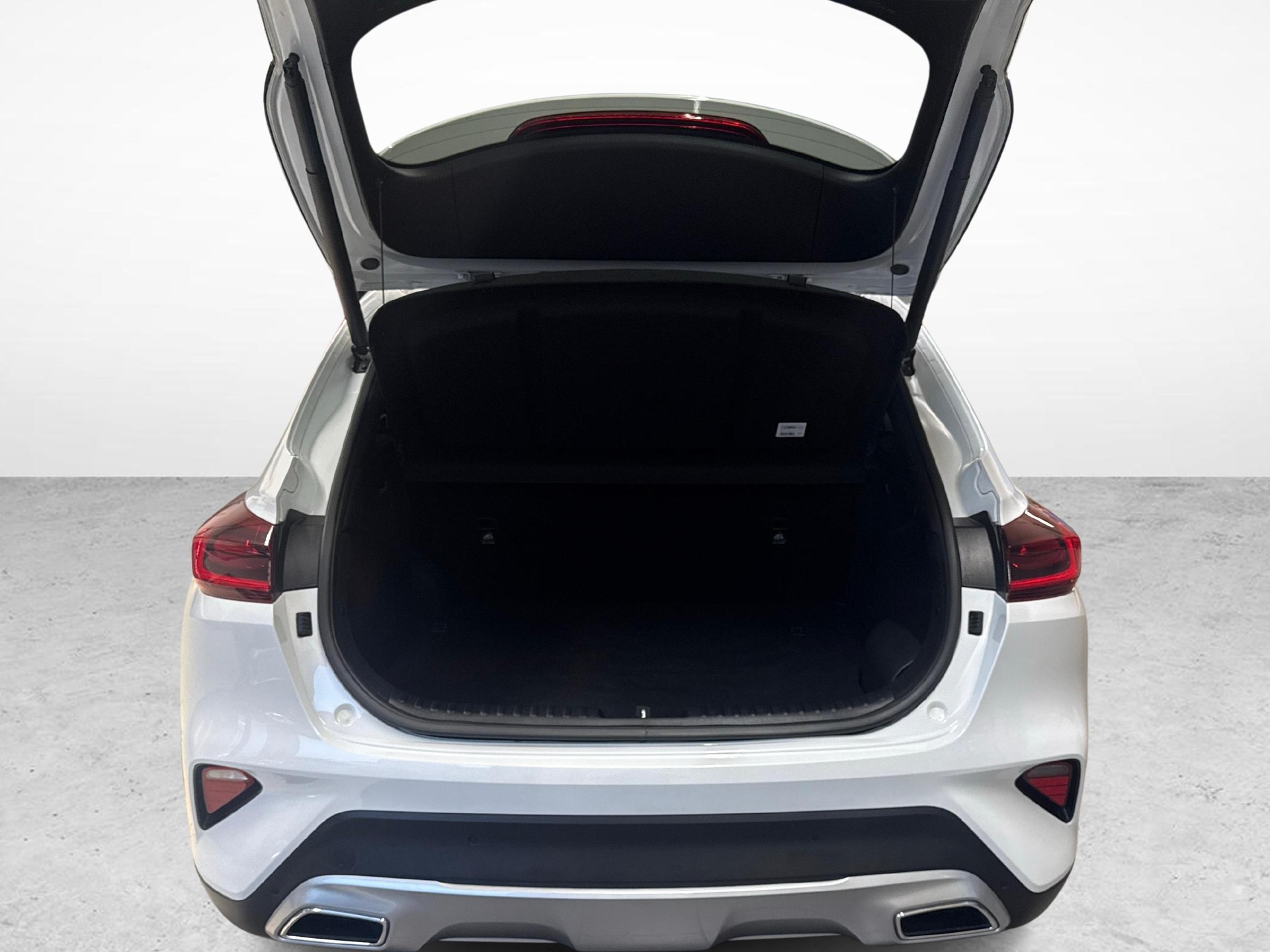 KIA XCeed 1.6 GDi Plug-in Hybrid Style + Ruote invernali-image-12
