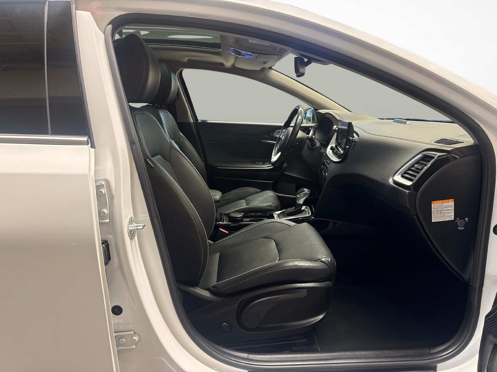 KIA XCeed 1.6 GDi Plug-in Hybrid Style + Ruote invernali-image-9