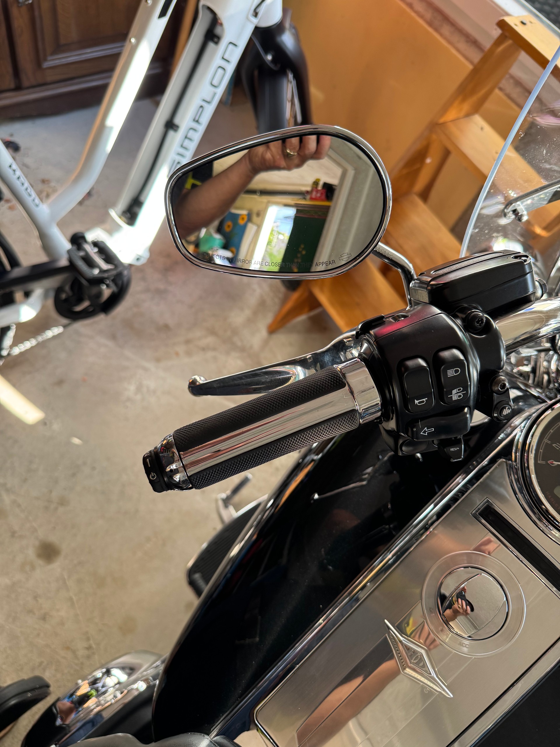 HARLEY-DAVIDSON FLHRC Road King Classic 107 ABS-image-4