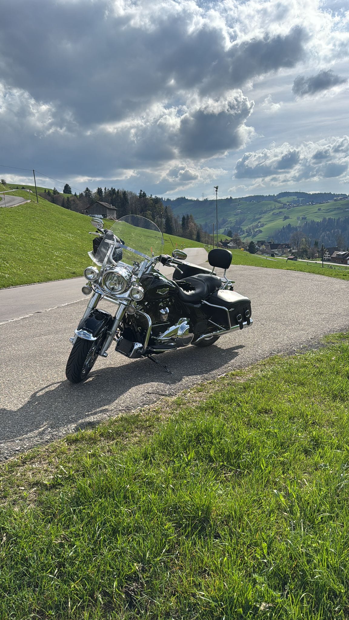 HARLEY-DAVIDSON FLHRC Road King Classic 107 ABS-image-3