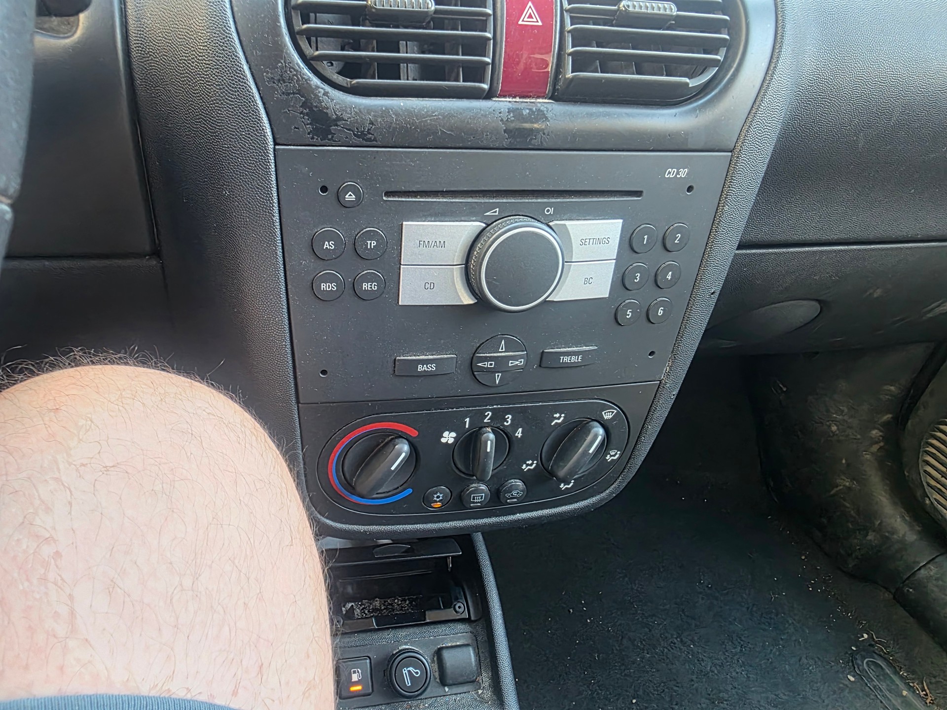 OPEL Combo Tour 1.6 CNG-image-14