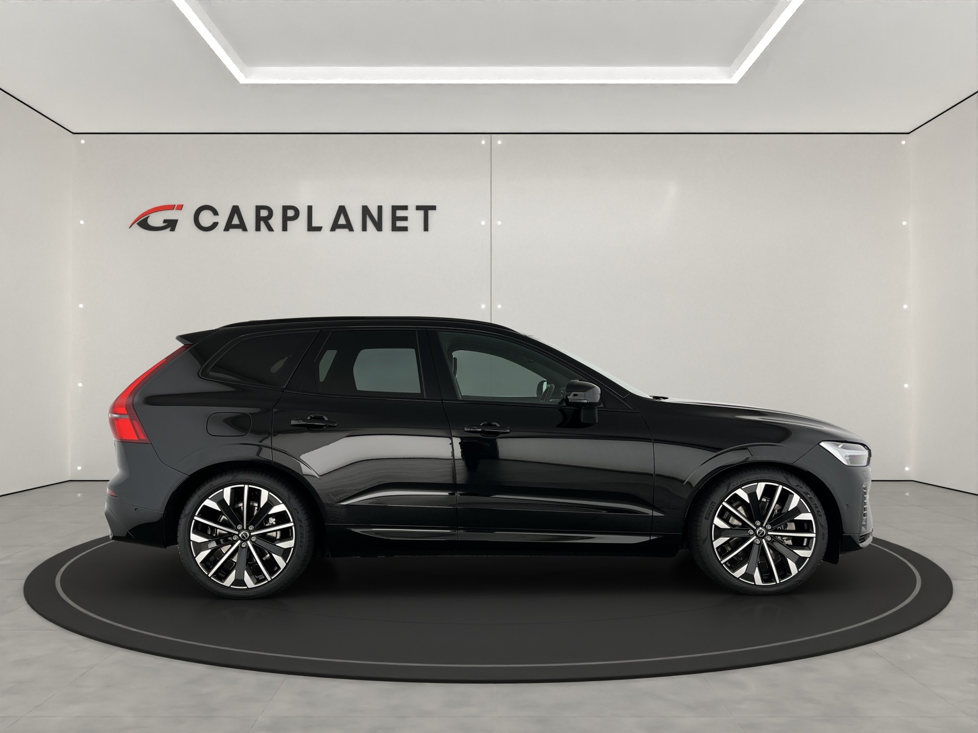 VOLVO XC60 2.0 T8 TE Ultra Dark eAWD-image-4