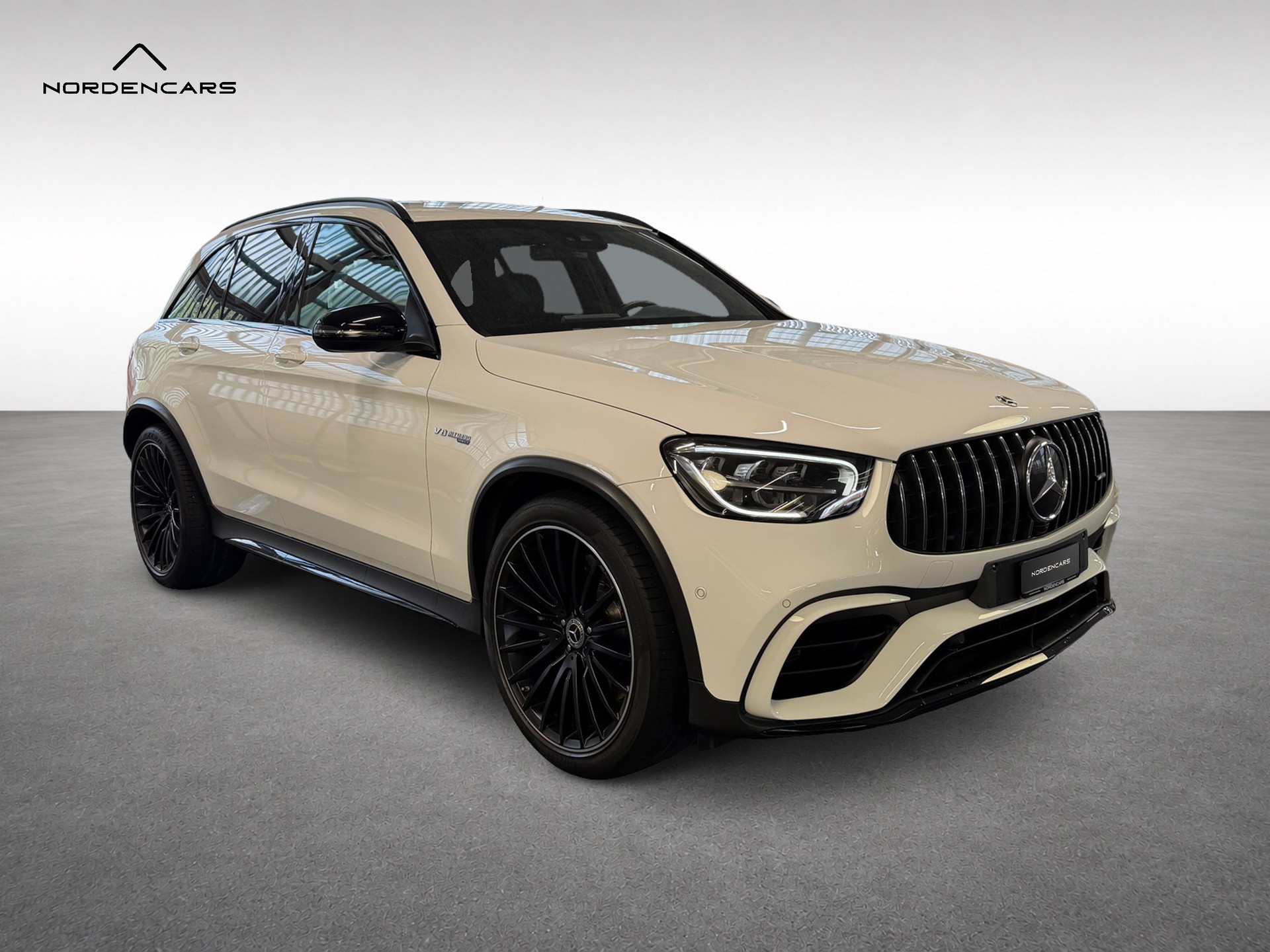 MERCEDES-BENZ GLC 63 AMG 4Matic+ 9G-Tronic *Burmester* *Night-Paket* *Performance-Abgasanlage*-showroom-element-2