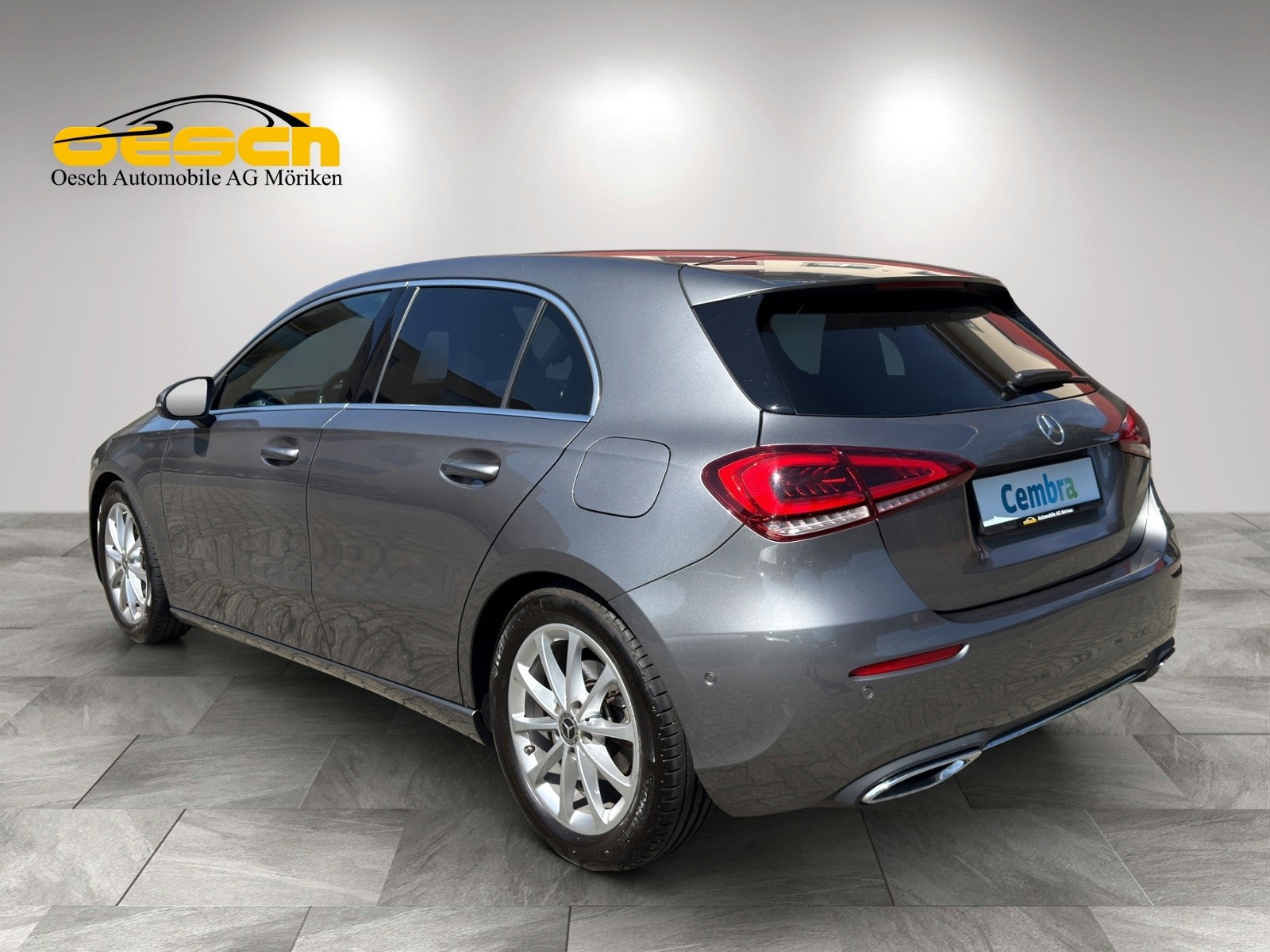 MERCEDES-BENZ A 180 Style-showroom-element-2