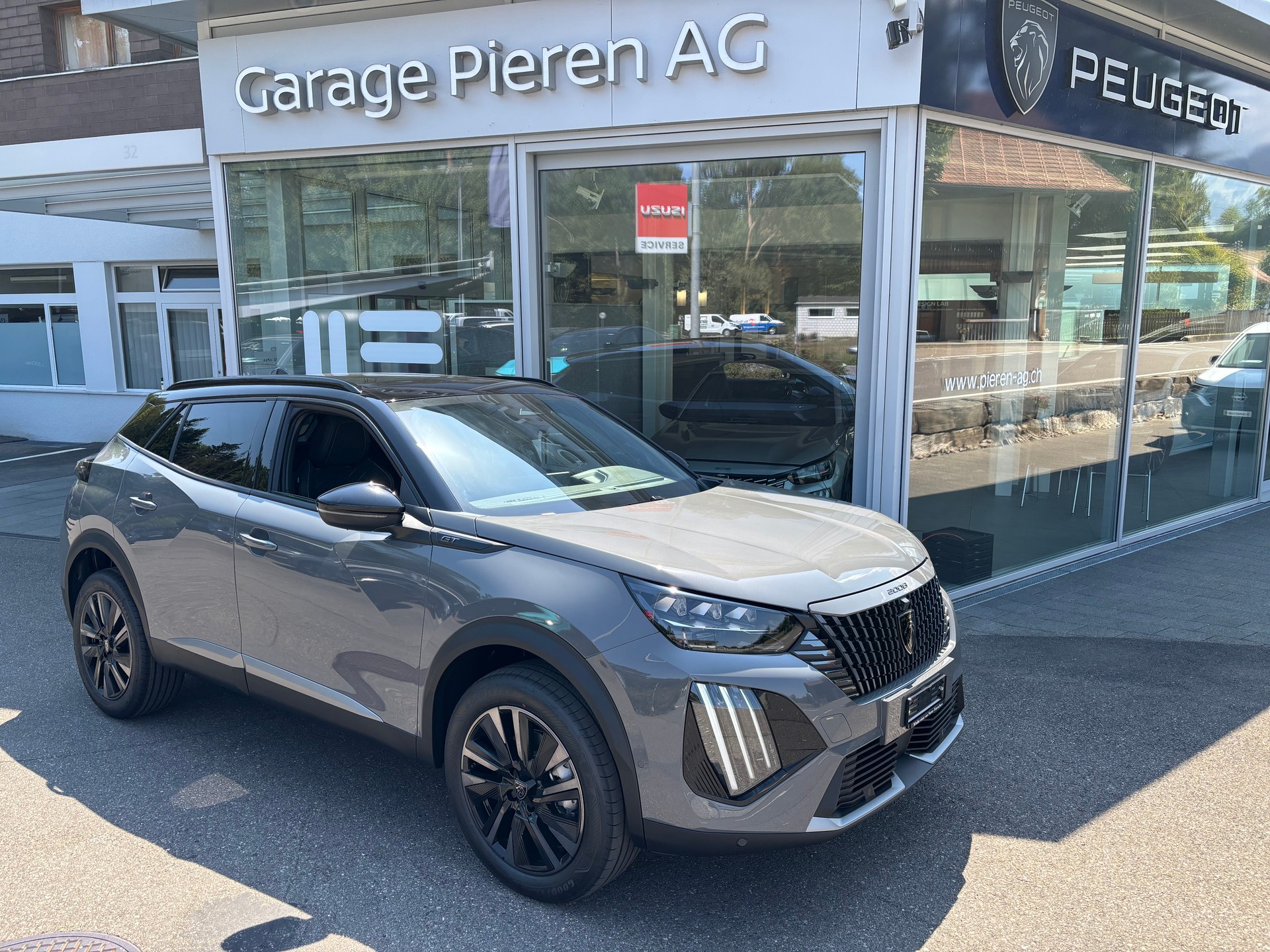 PEUGEOT 2008 1.2 145 MHEV GT Exclusive