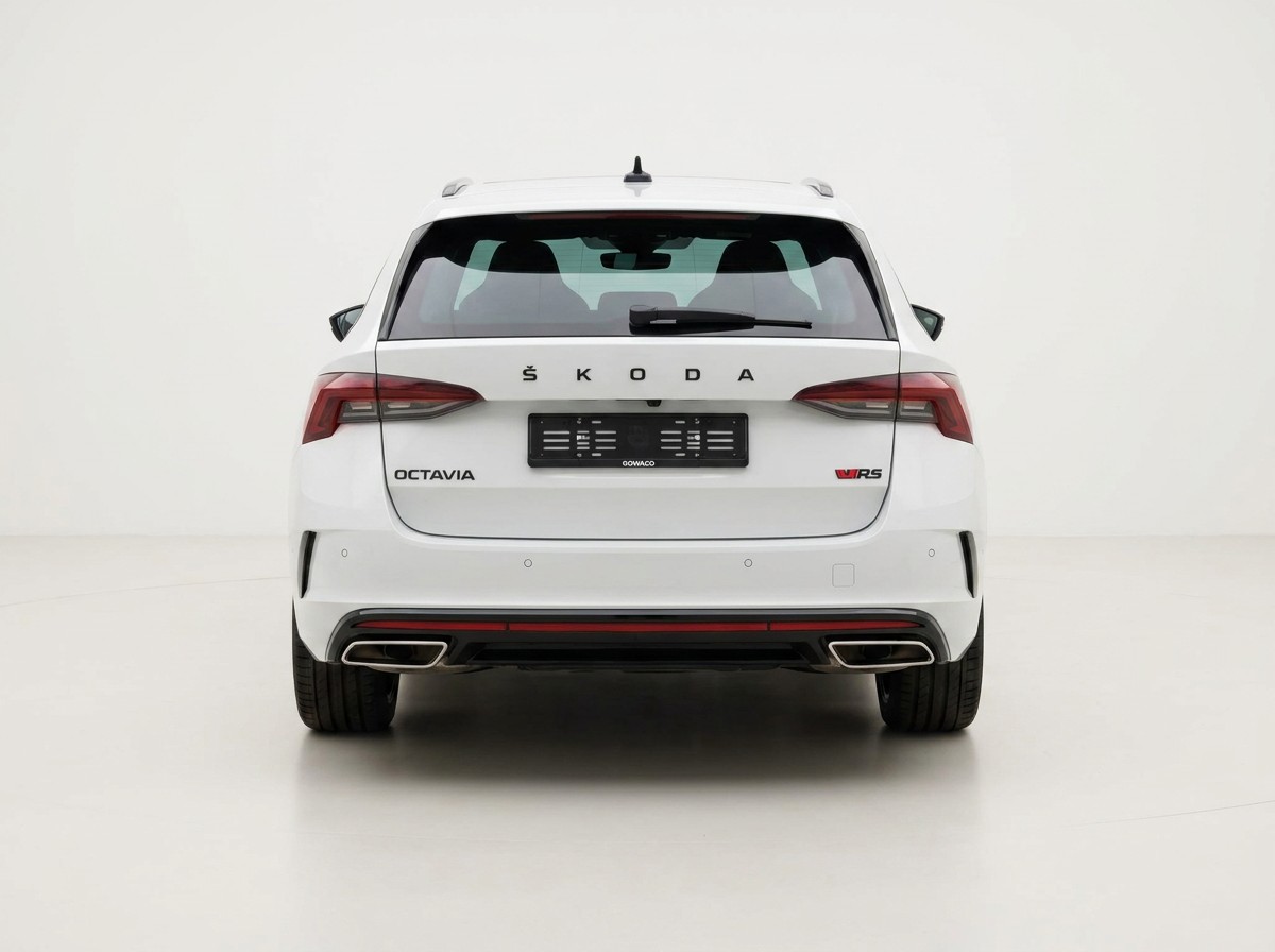 SKODA Octavia Combi 2.0 TSI DSG RS-image-5