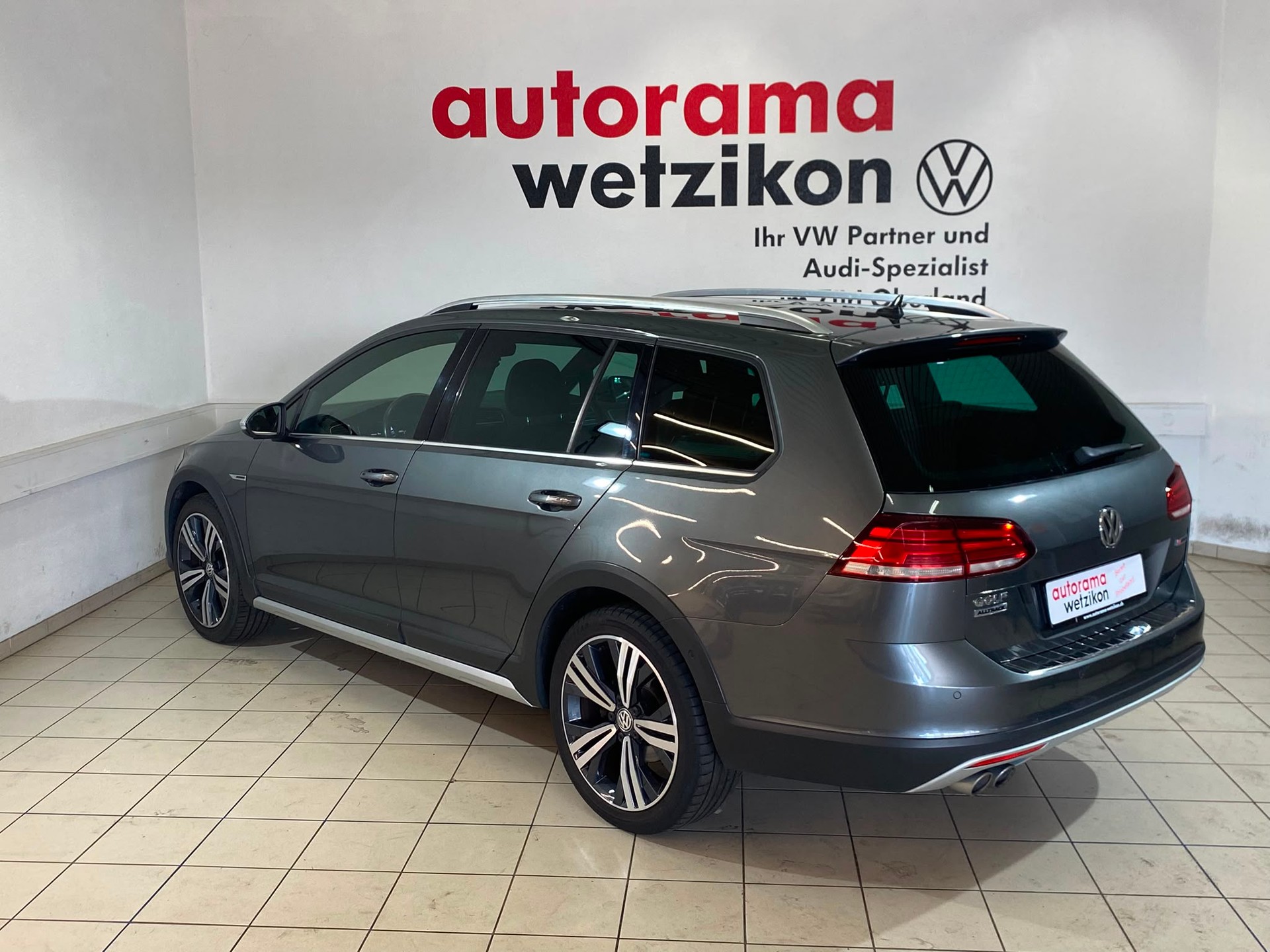 VW Golf 2.0 TDI Alltrack 4Motion DSG-showroom-element-2