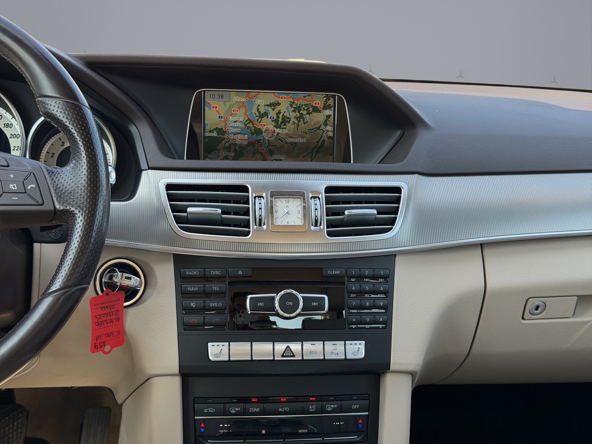 MERCEDES-BENZ E 400 V6 Avantgarde 4matic-image-13