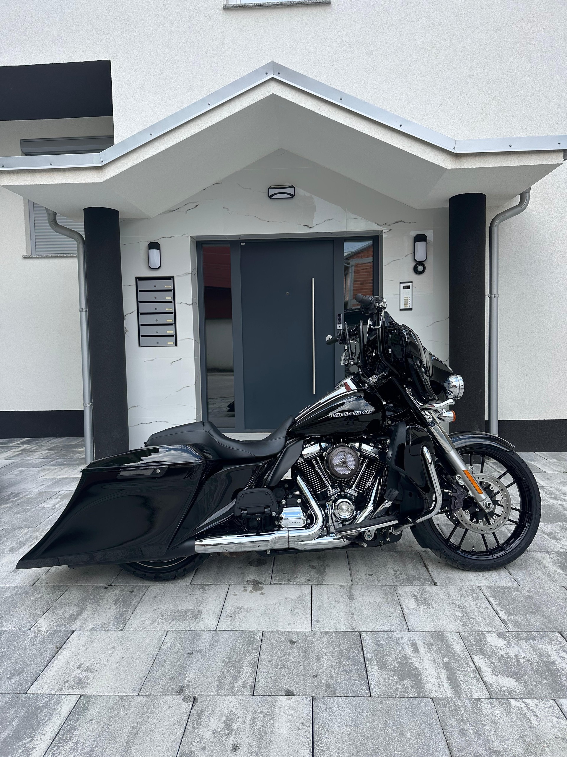 HARLEY-DAVIDSON FLHTK Electra Glide Ultra Limited Anniversary 107-image-3