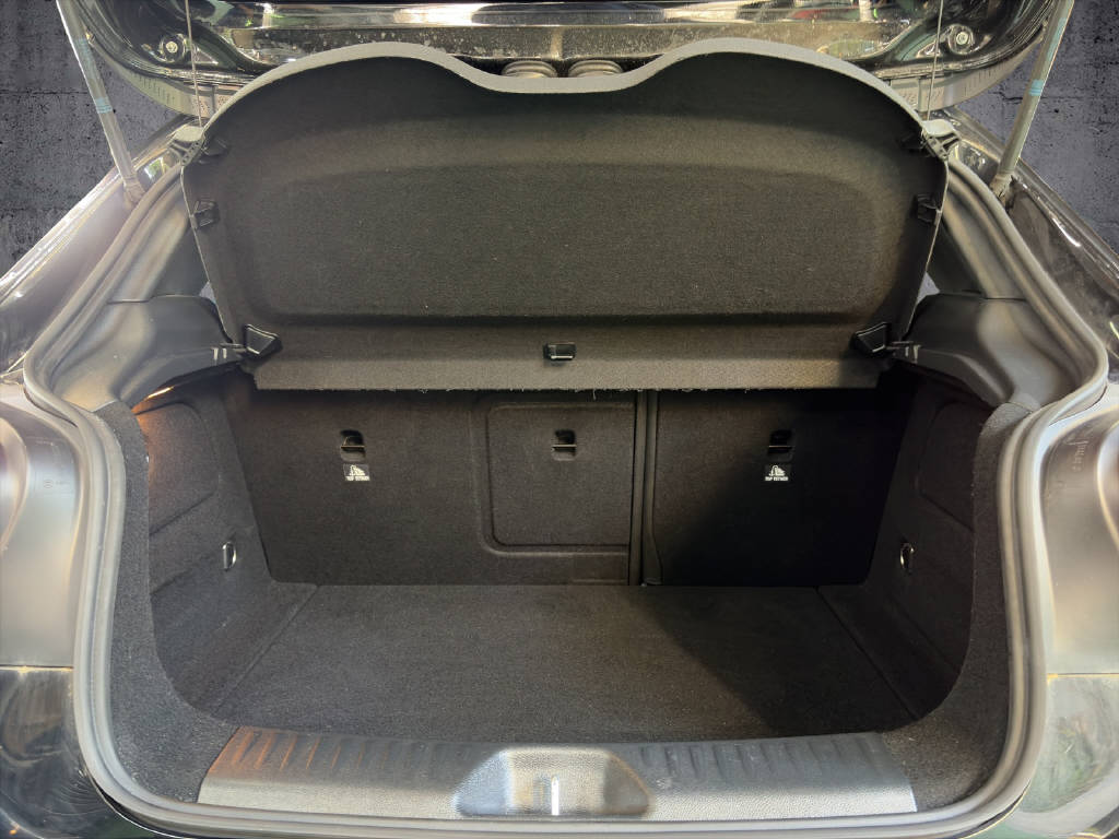 MERCEDES-BENZ A 250 Sport 4m-image-8