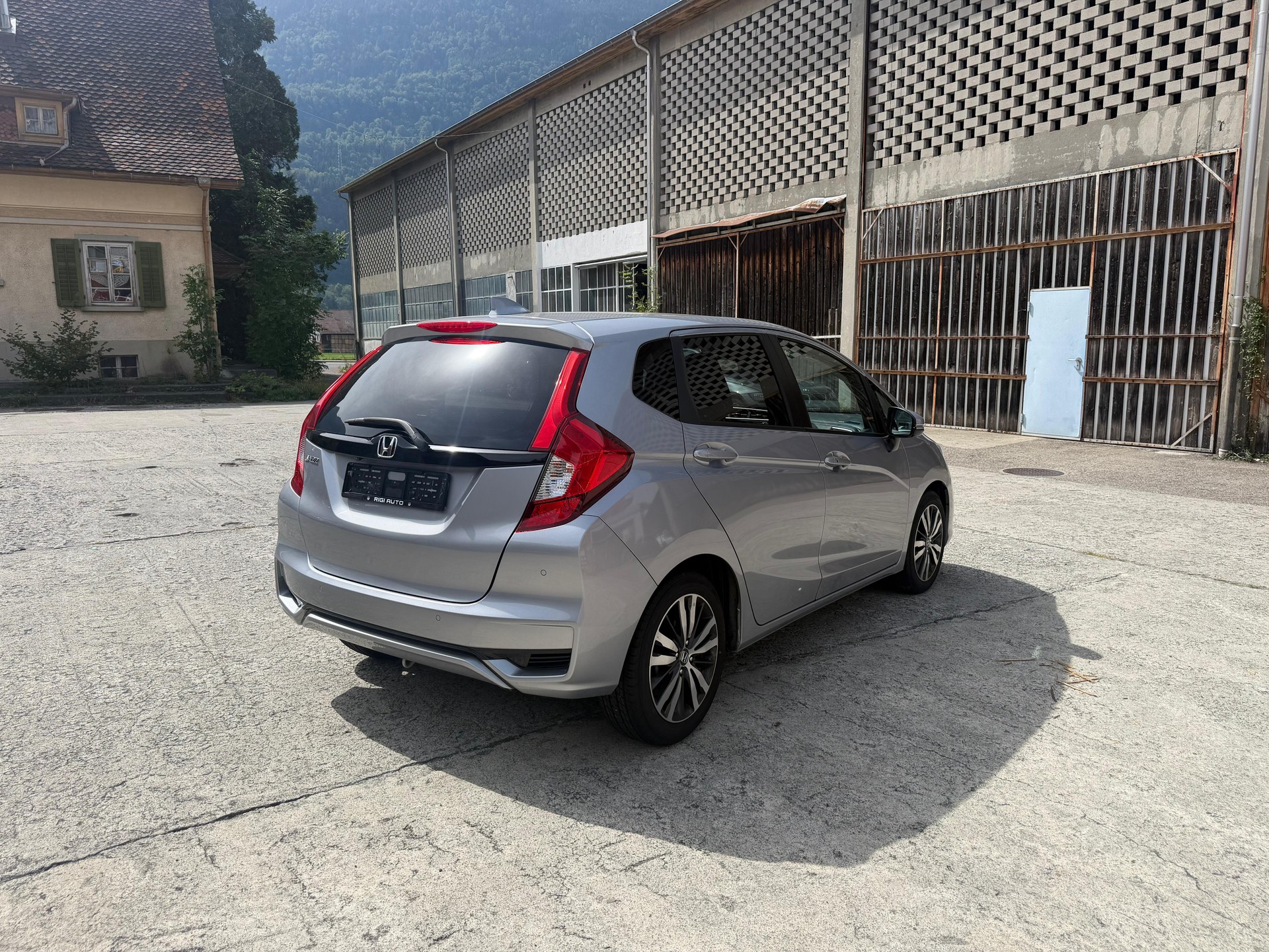 HONDA Jazz 1.3i-VTEC Elegance CVT-showroom-element-3