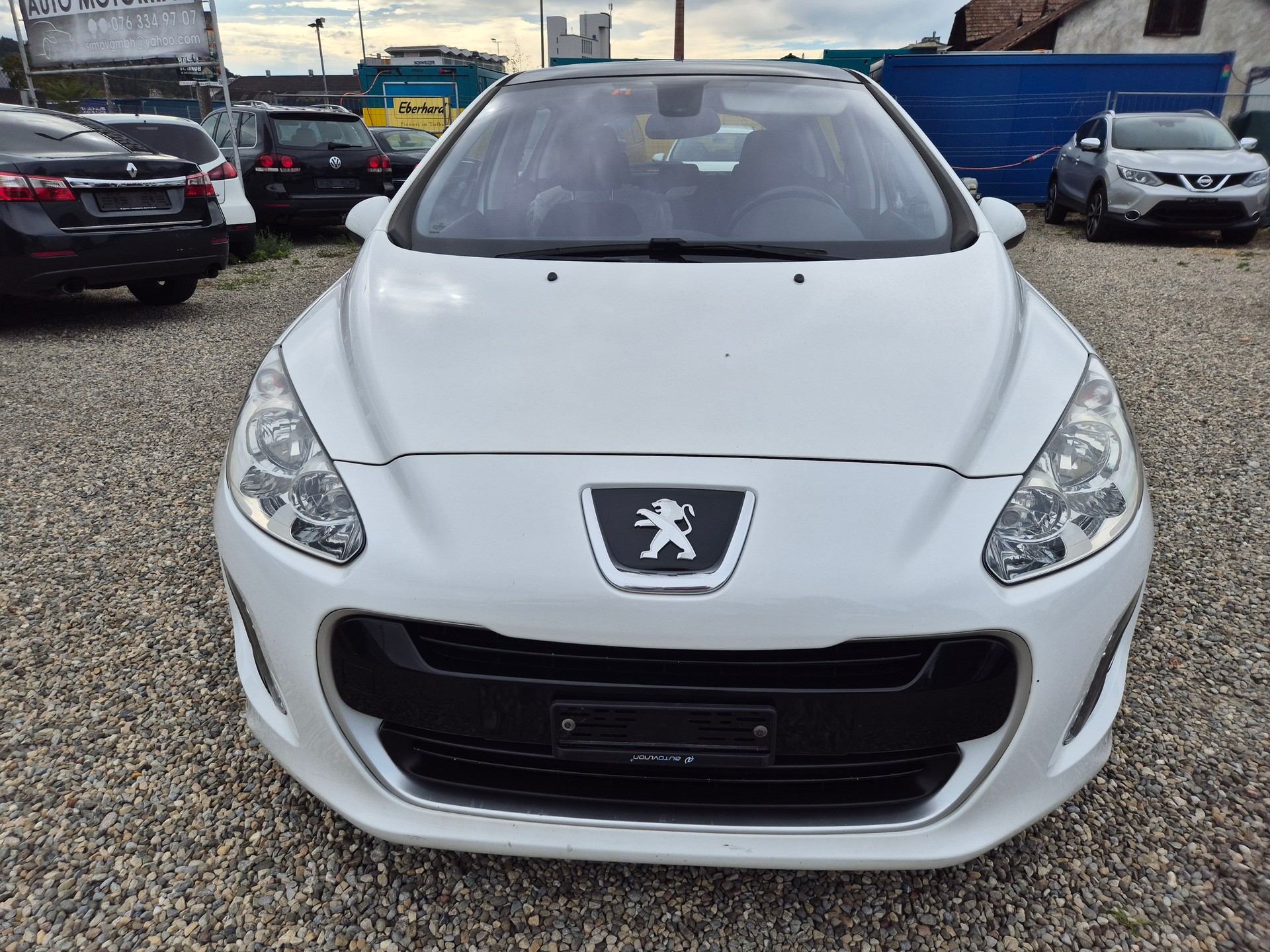 PEUGEOT 308 1.6 16V T Millesim 200-image-2