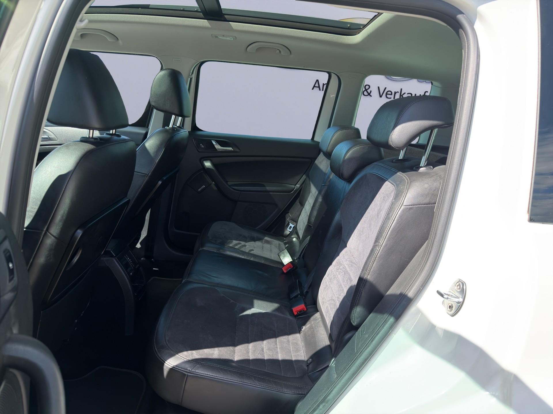 SKODA Yeti 1.8 TSI AllDrive 4x4-image-10