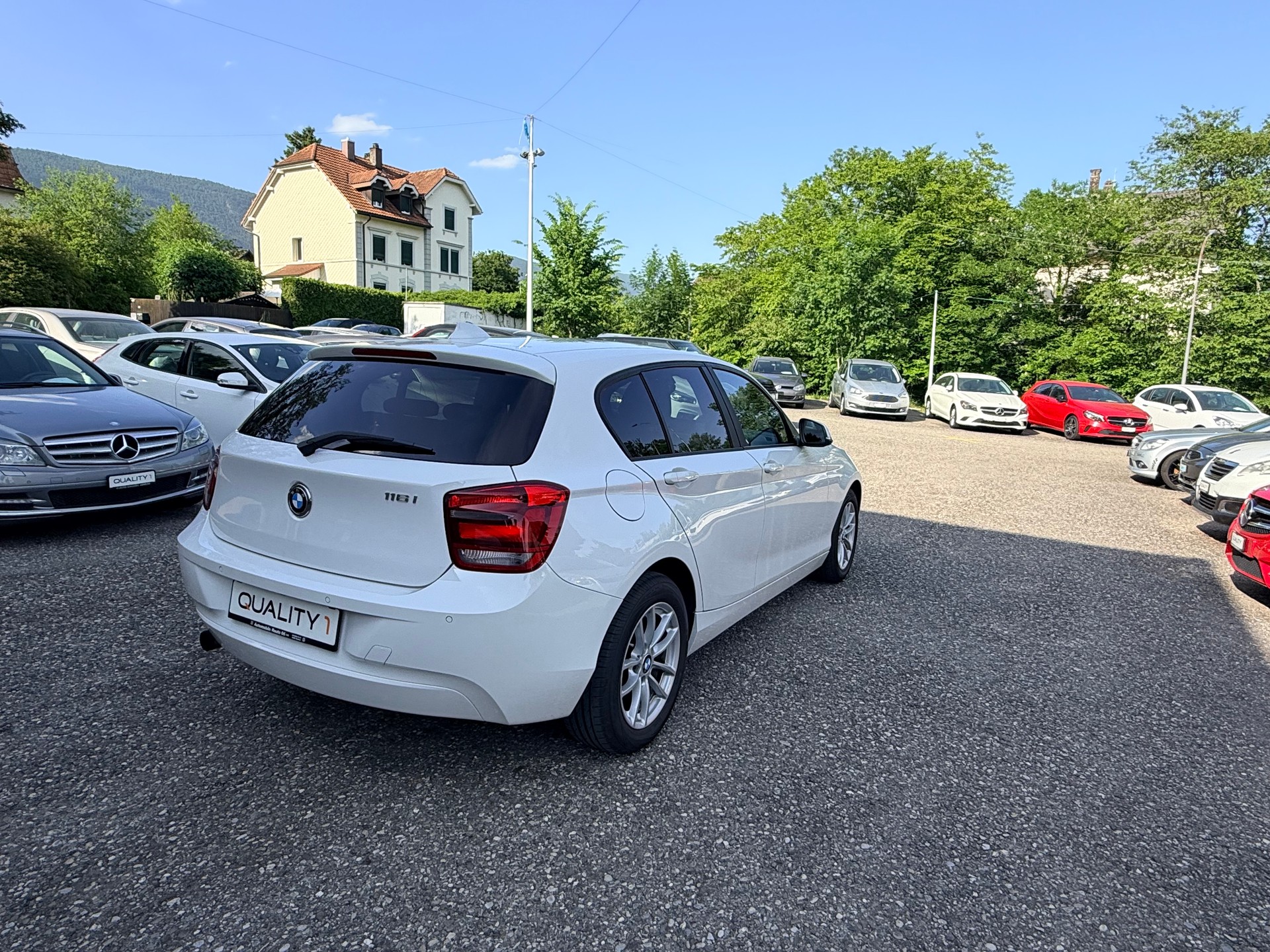 BMW 116i-image-4