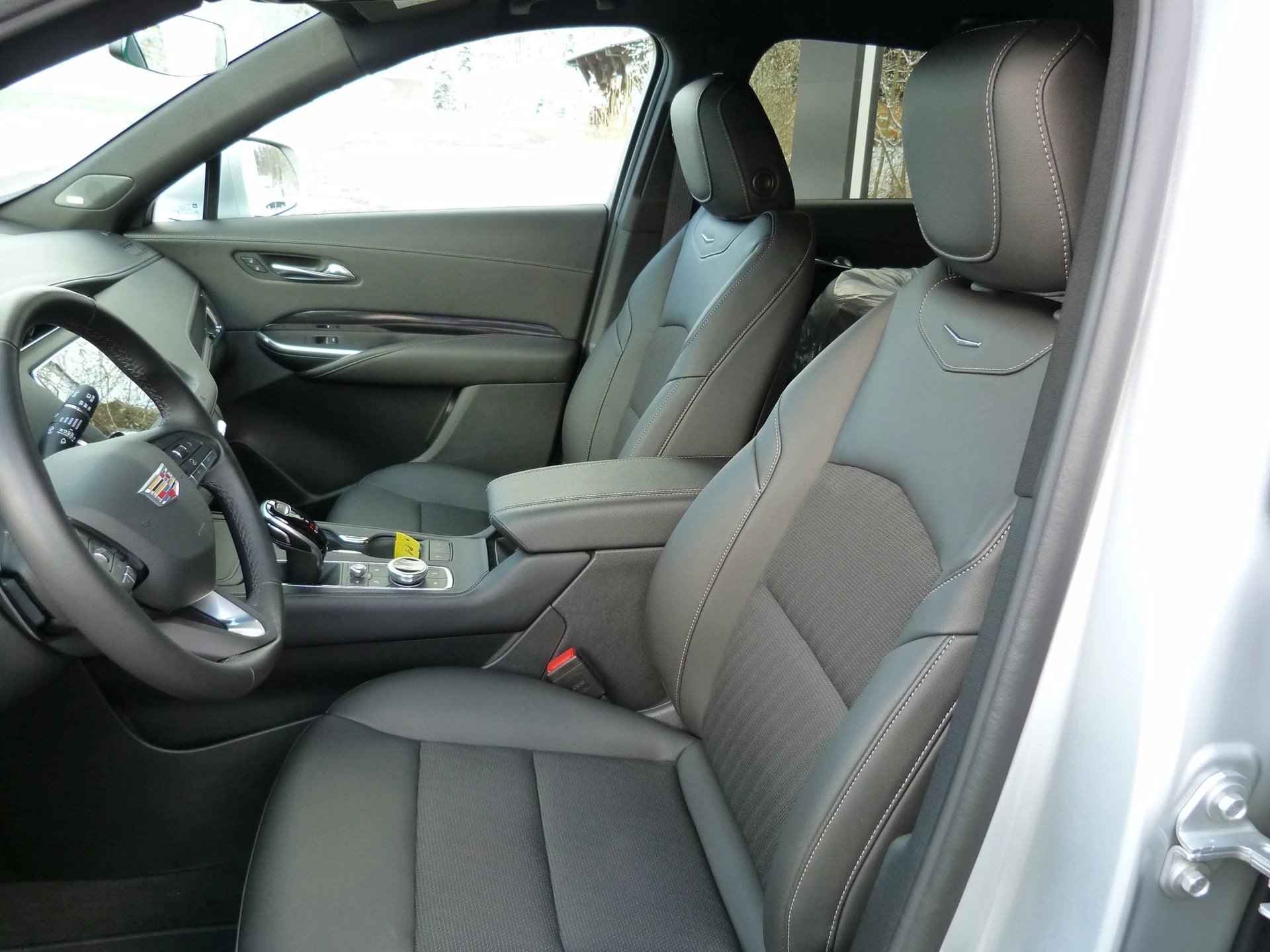 CADILLAC XT4 350D 2.0 Premium Luxury Automat-image-10
