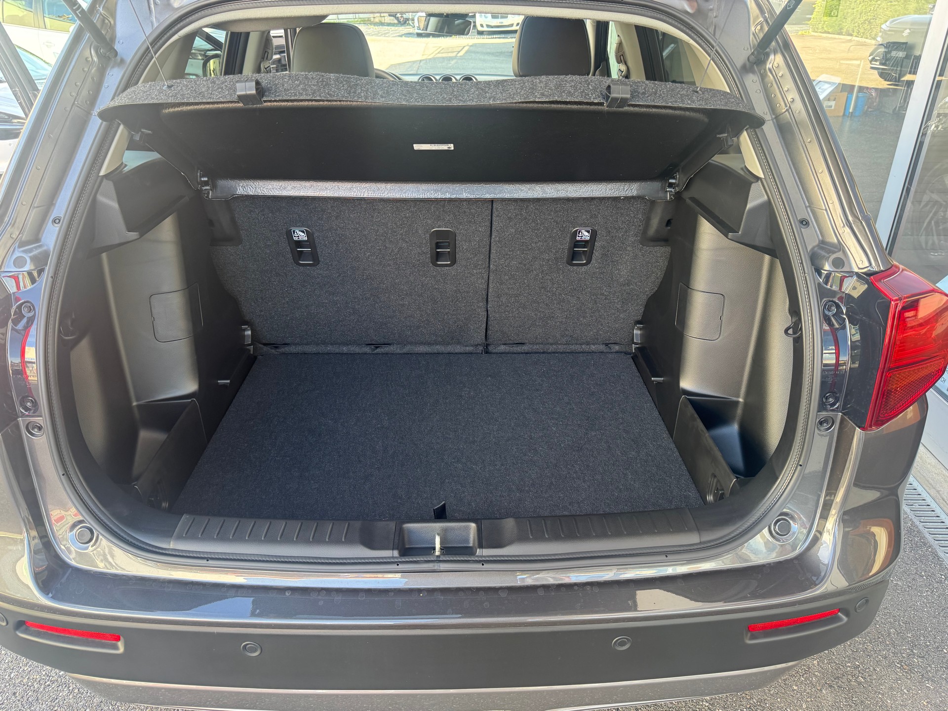 SUZUKI Vitara 1.4 Boosterjet Piz Sulai Top 4x4 Hybrid-image-15