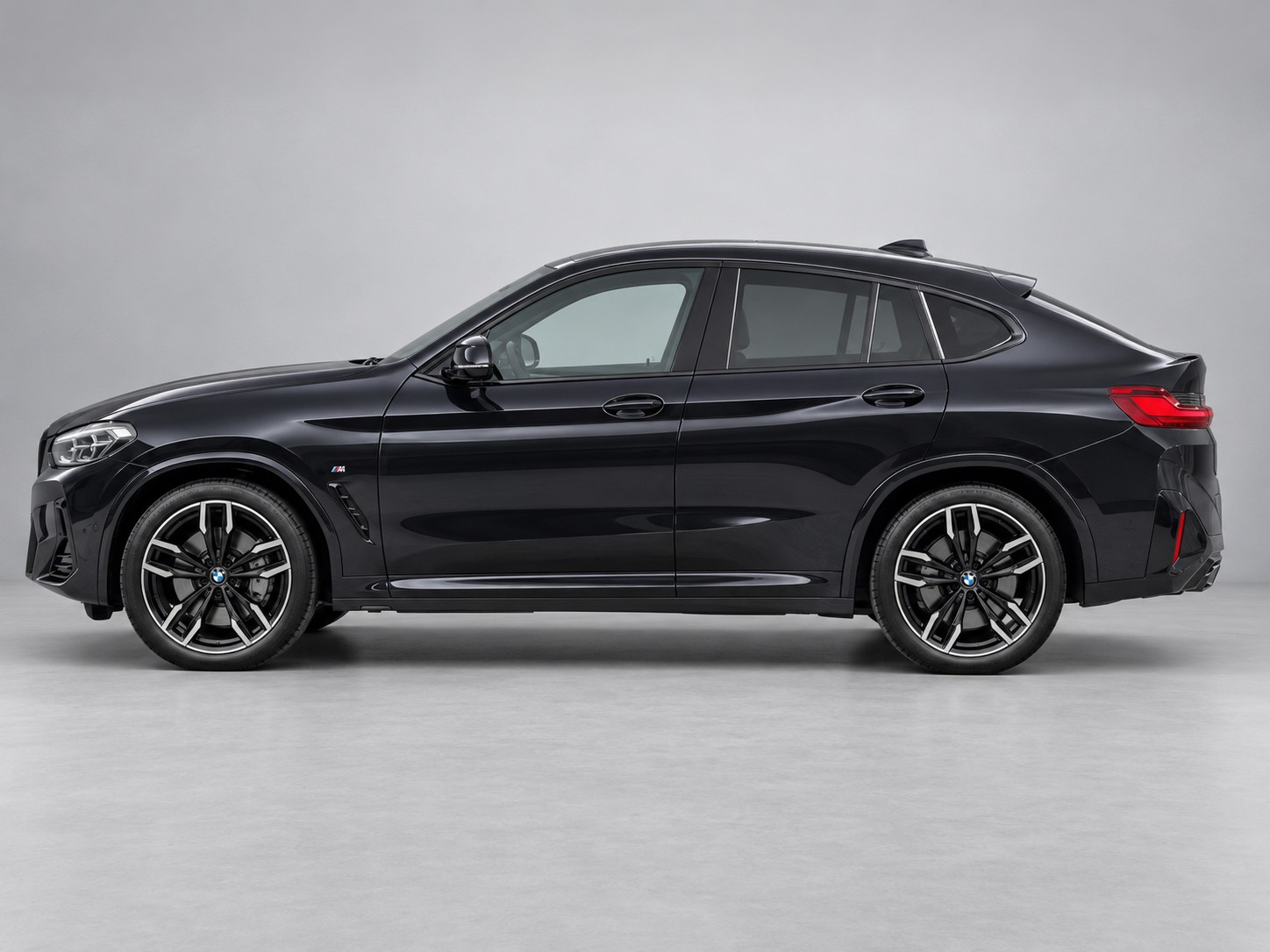 BMW X4 M40i 48V Steptronic-showroom-element-3