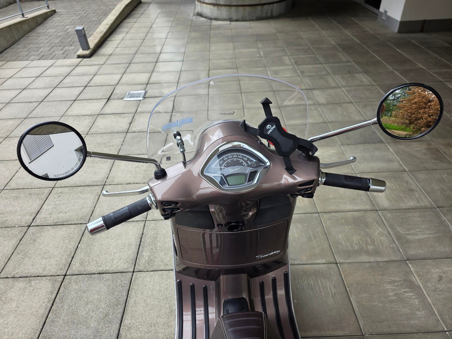 PIAGGIO Vespa GTS 125 Touring i.e ABS-image-4