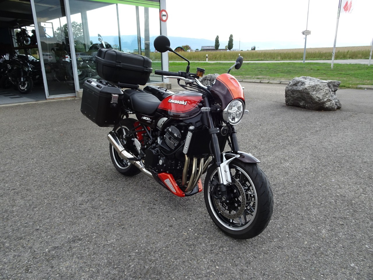 KAWASAKI Z 900 RS-image-1