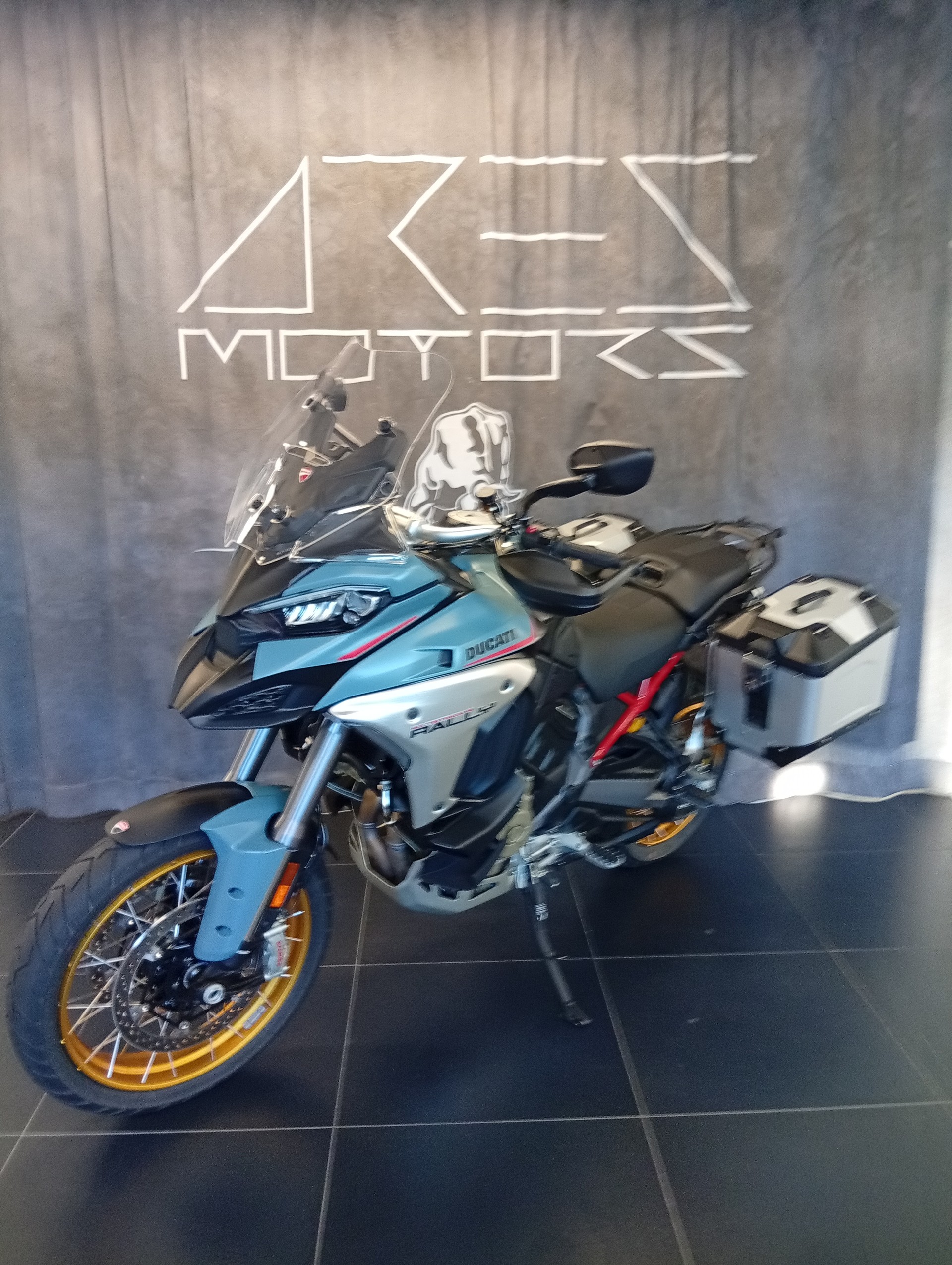 DUCATI Multistrada V4 Rally Travel Adventure-image-3