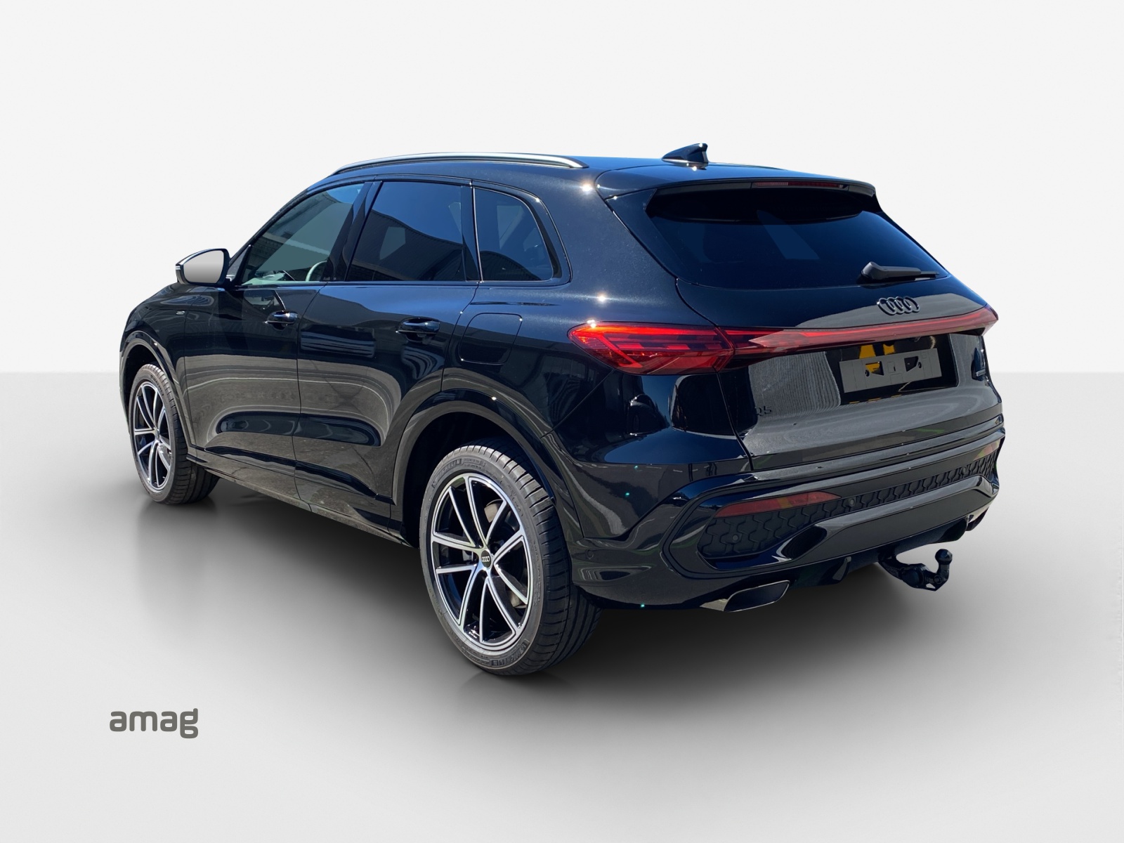AUDI Q5 e-hybrid quattro 220 kW S-tronic-showroom-element-2