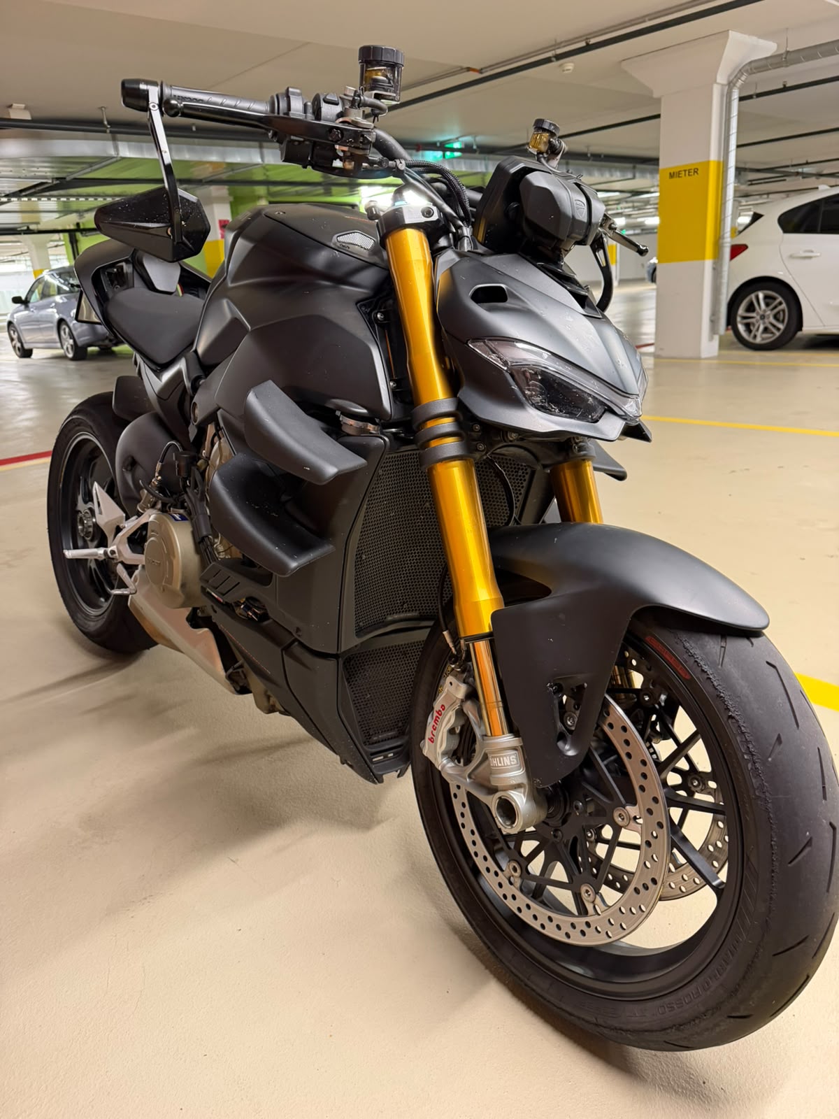 DUCATI Streetfighter V4 S-image-3
