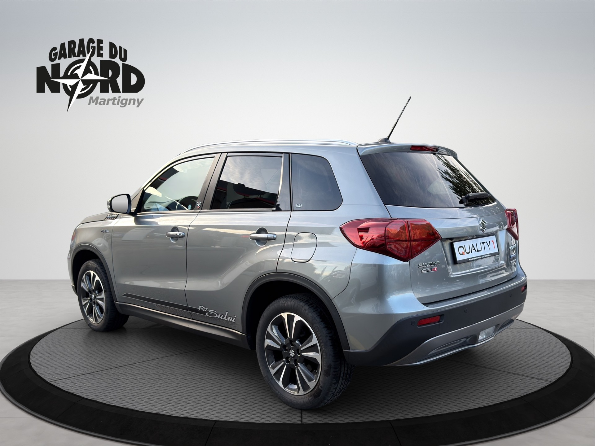 SUZUKI Vitara 1.4 Boosterjet Piz Sulai Top Hybrid Automatic-showroom-element-3