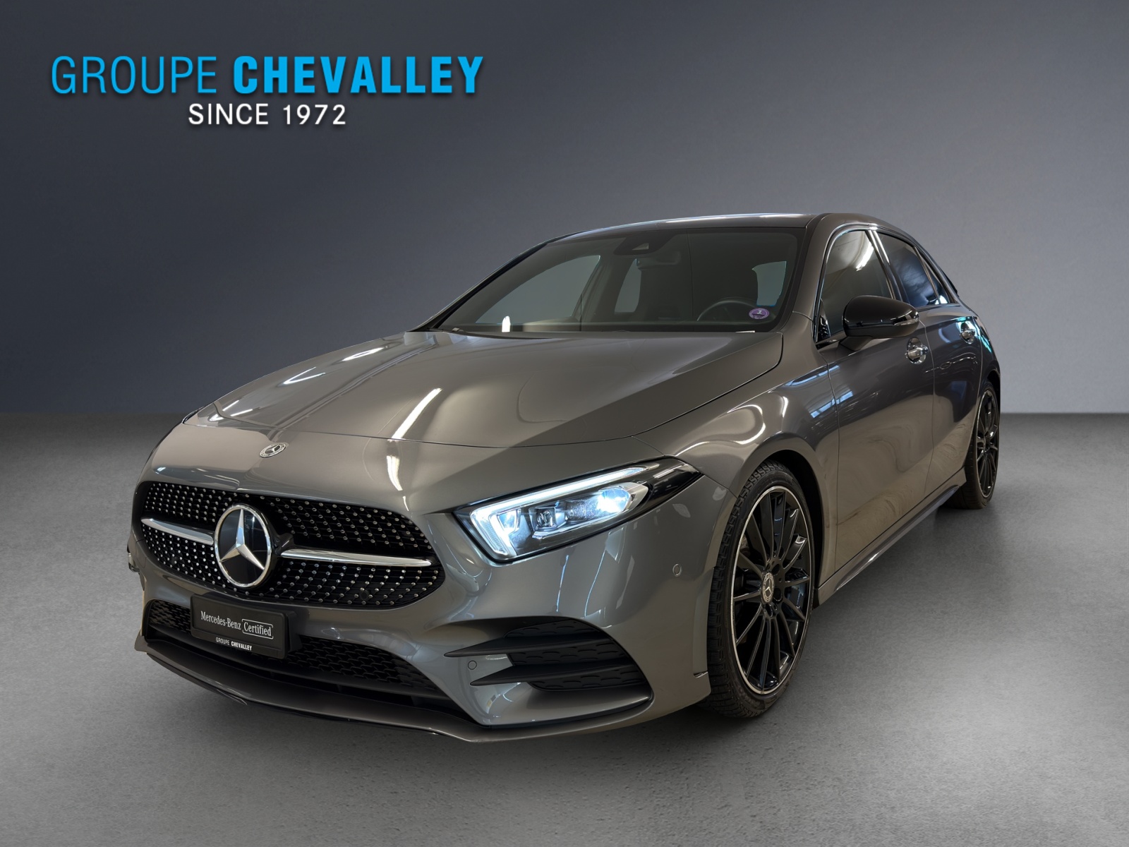 MERCEDES-BENZ A 200 AMG Line