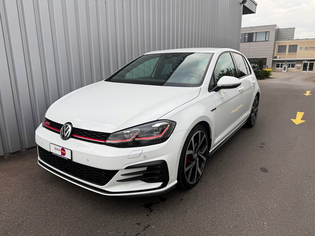 VW Golf 2.0 TSI GTI Performance DSG