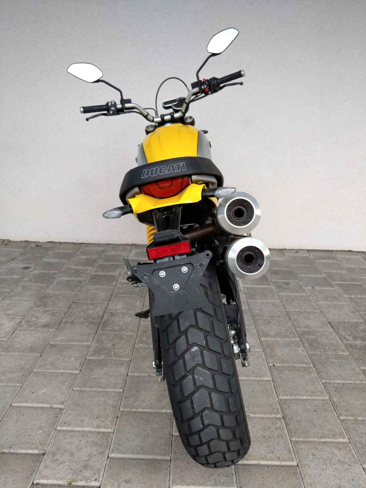 DUCATI Scrambler 1100-image-3