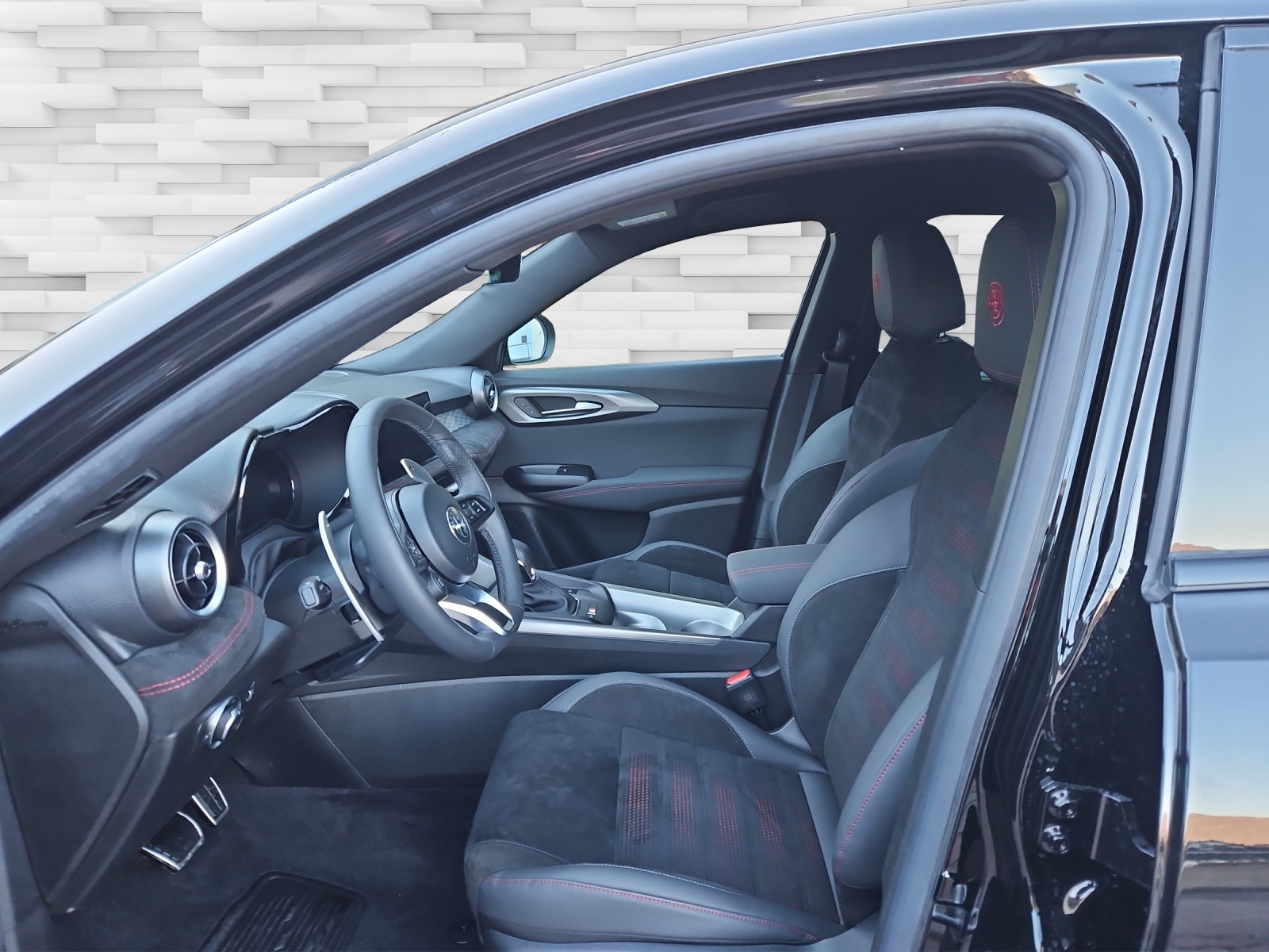ALFA ROMEO Tonale 1.5 48V Hybrid Veloce-image-8
