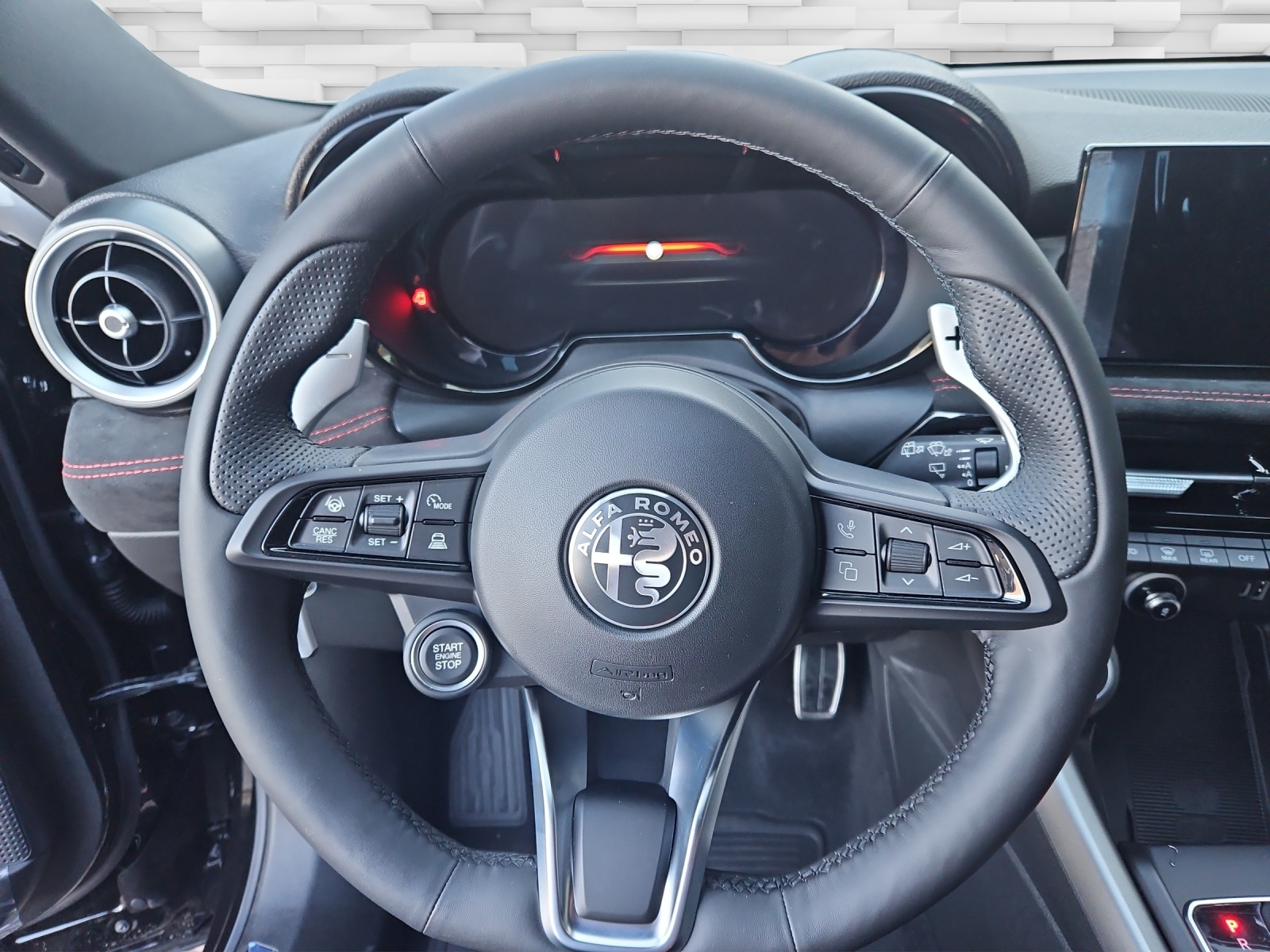 ALFA ROMEO Tonale 1.5 48V Hybrid Veloce-image-10
