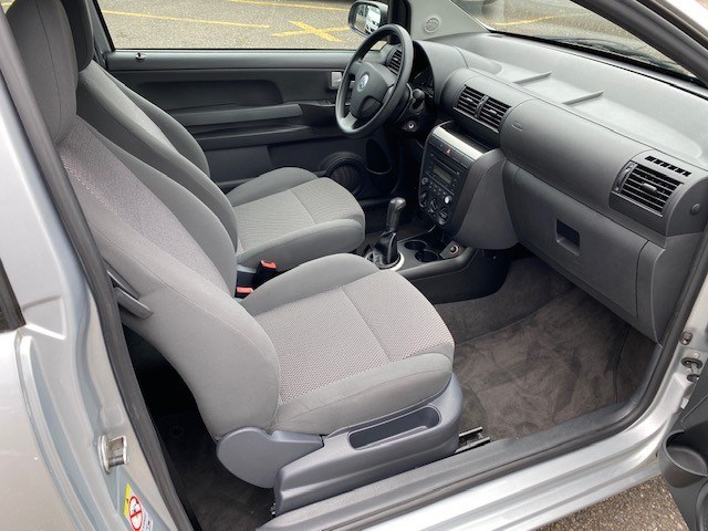 VW Fox 1.2-image-7