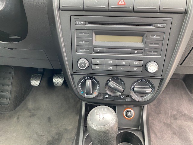 VW Fox 1.2-image-9