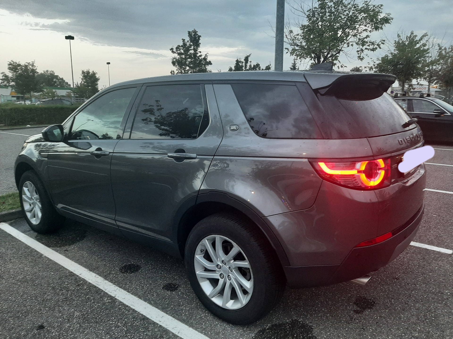 LAND ROVER Discovery Sport 2.0 Si4 HSE Luxury AT9-image-2
