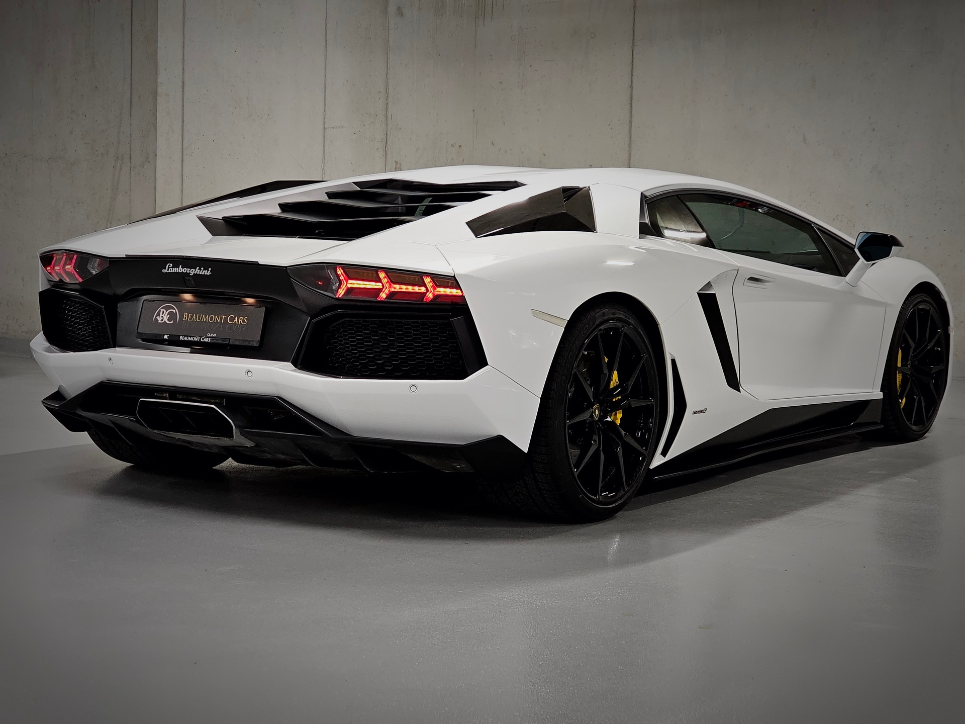 LAMBORGHINI Aventador LP700-4 Coupé E-Gear Pack puissance 760CV | 760 NM-image-6