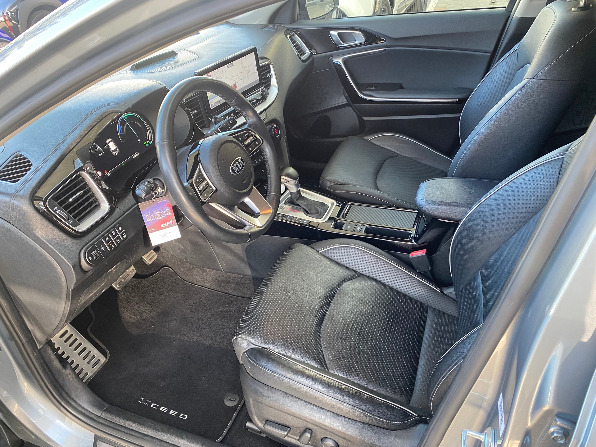 KIA Xceed 1.6 GDi Plug-in Hybrid Style DCT-image-4