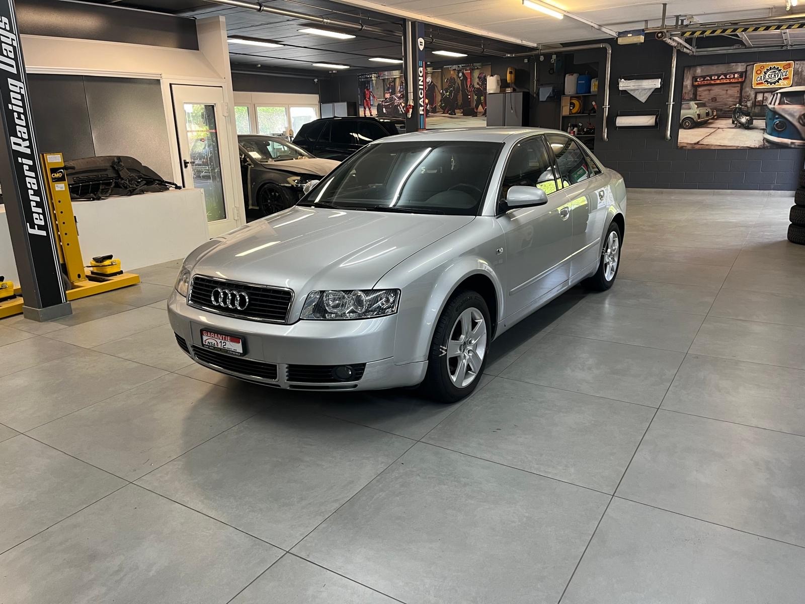 AUDI A4 2.0