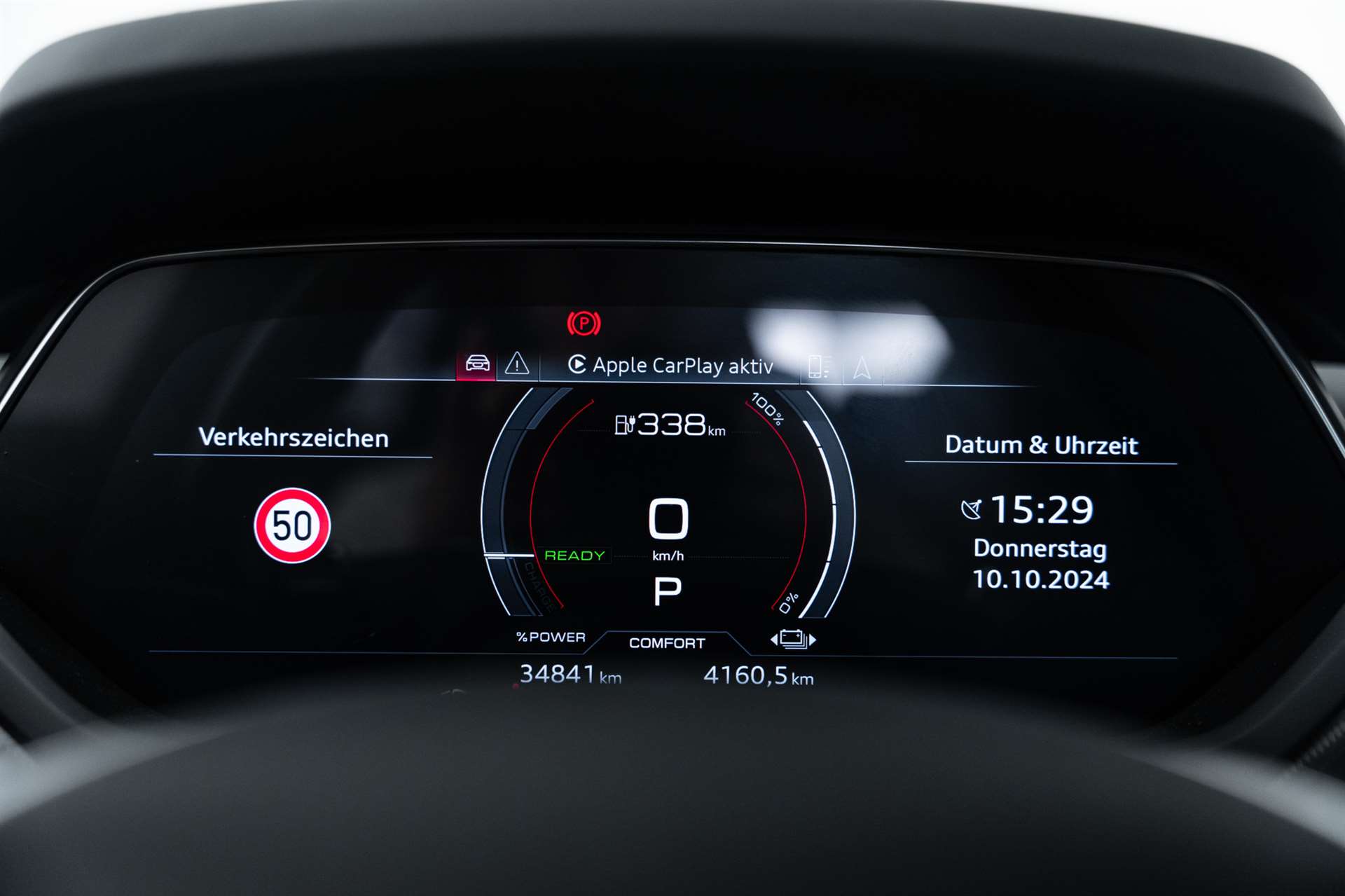 AUDI Audi RS e-tron GT-image-19