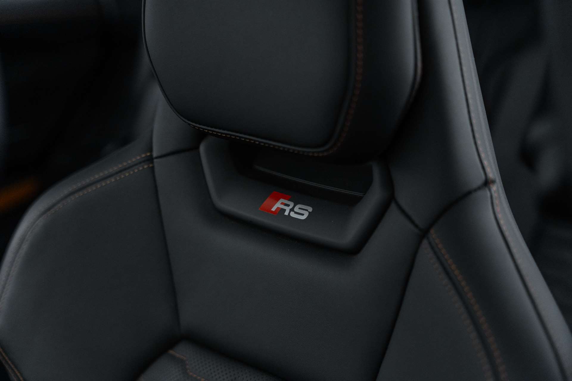 AUDI Audi RS e-tron GT-image-29