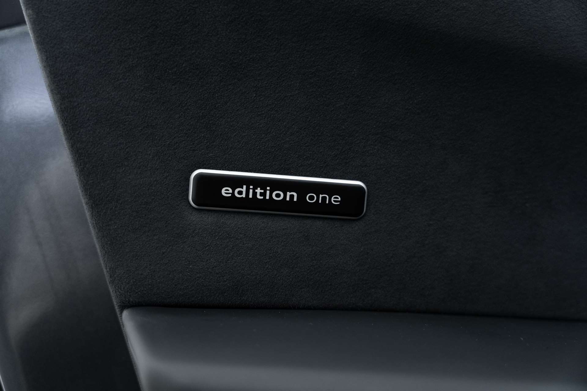 AUDI Audi RS e-tron GT-image-21