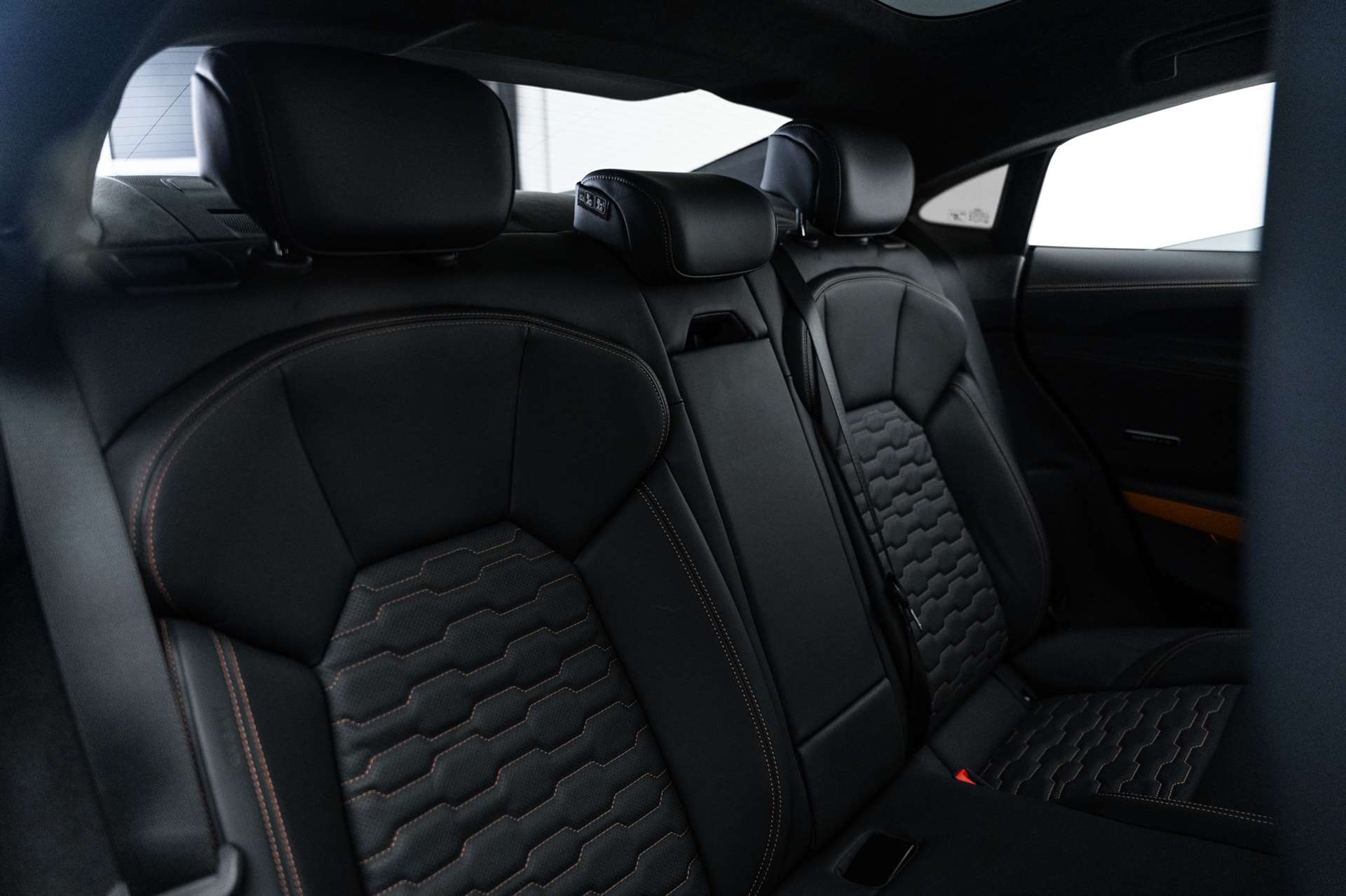 AUDI Audi RS e-tron GT-image-13