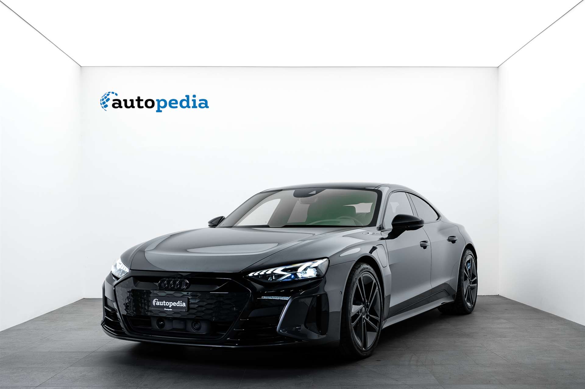 AUDI Audi RS e-tron GT