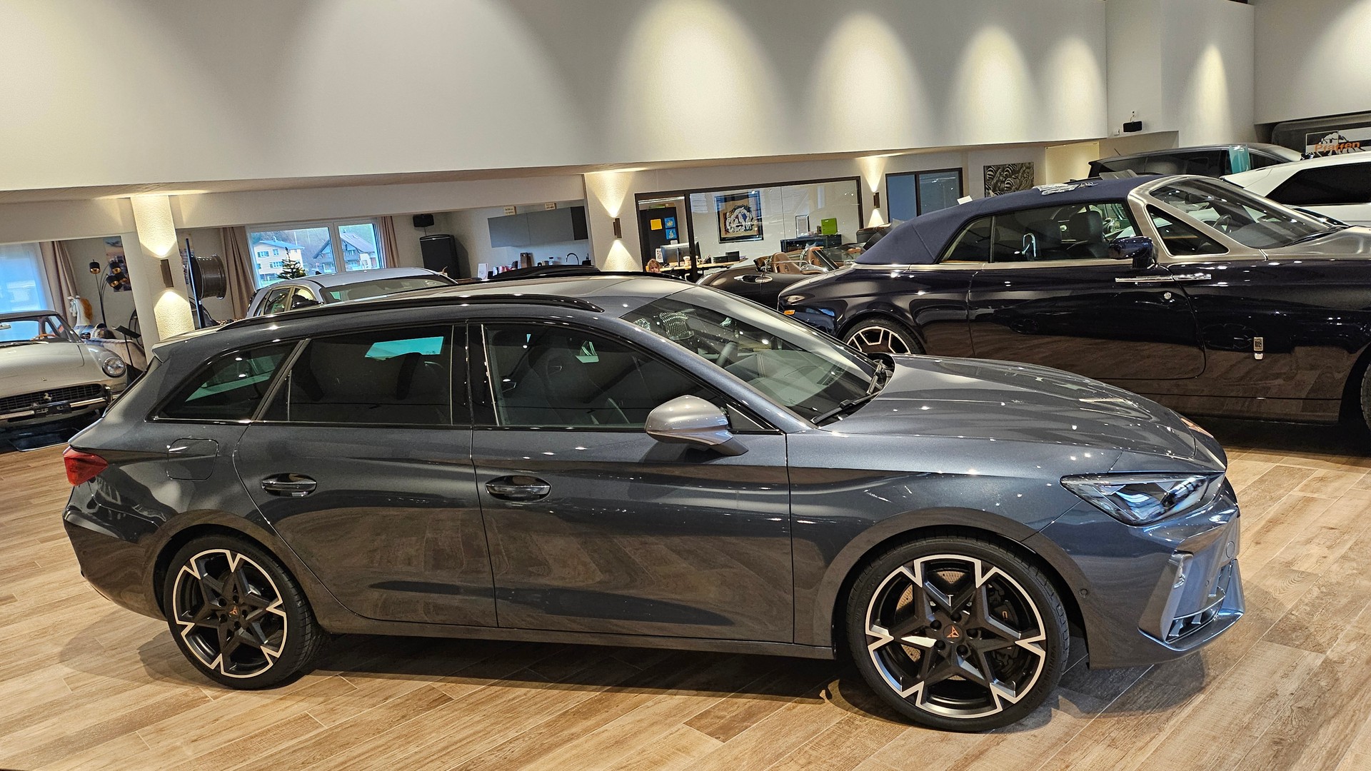 CUPRA LEON ST 2.0 TSI VZ DSG 4Drive-image-6