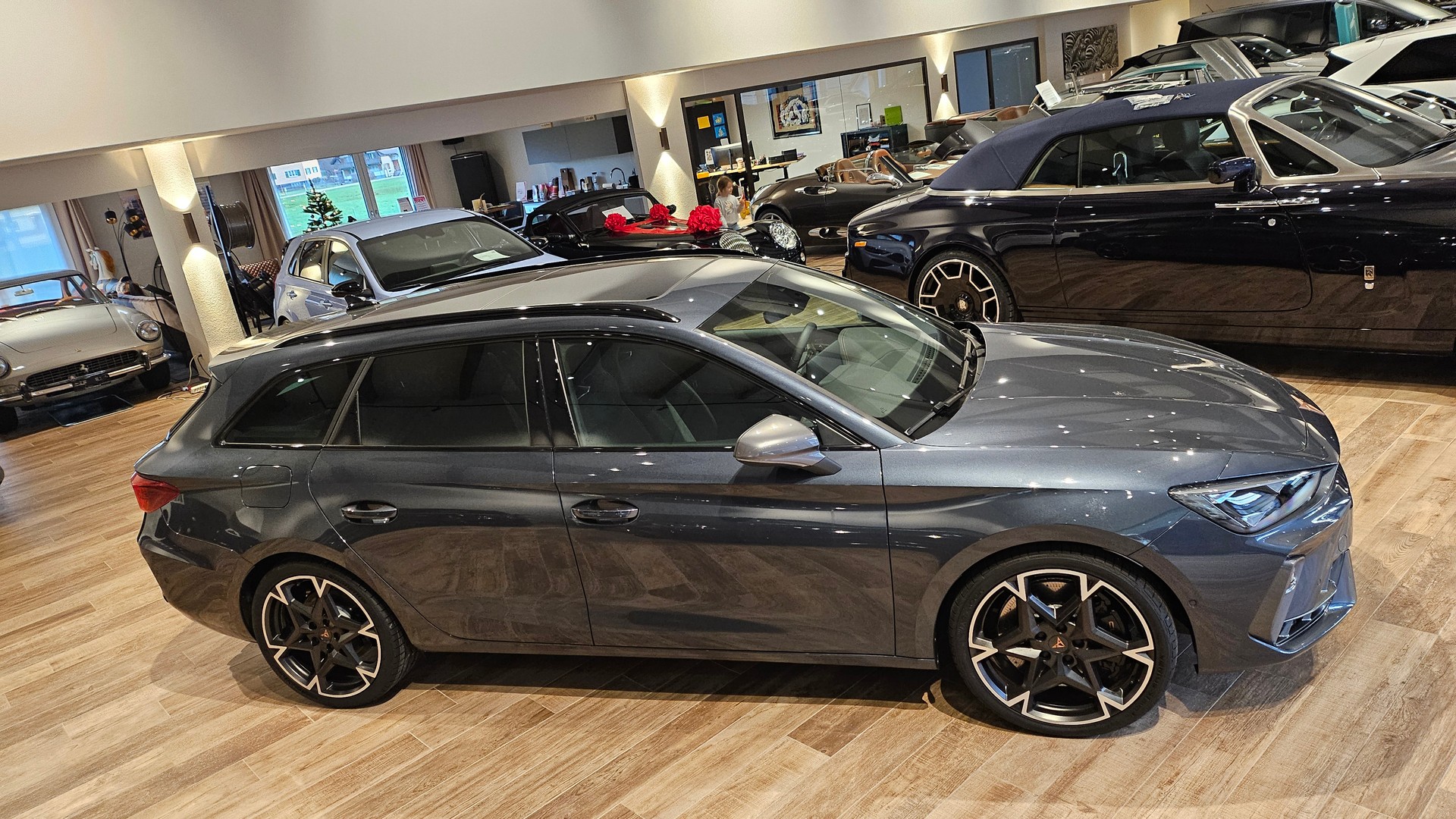 CUPRA LEON ST 2.0 TSI VZ DSG 4Drive-image-7