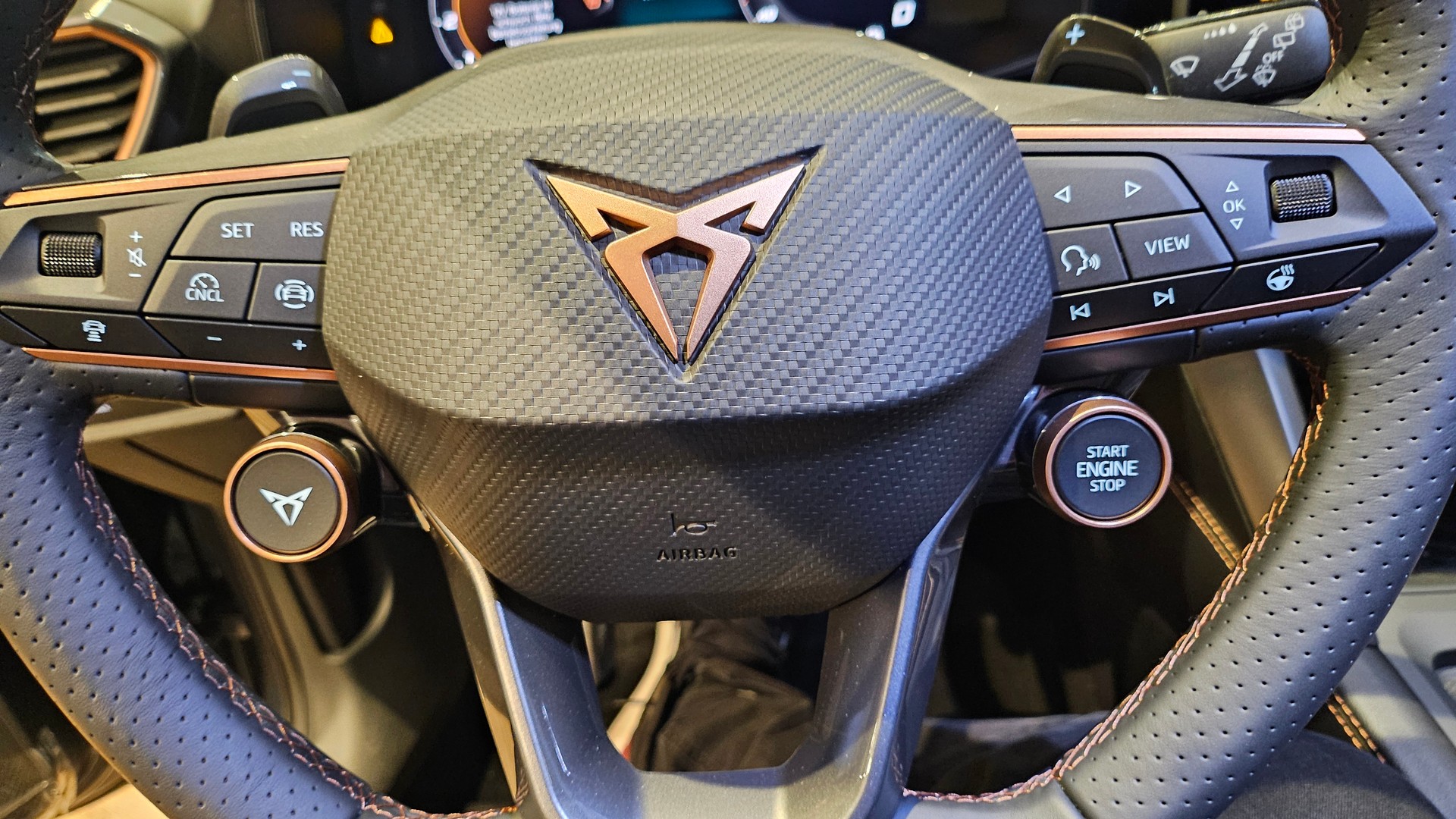 CUPRA LEON ST 2.0 TSI VZ DSG 4Drive-image-25